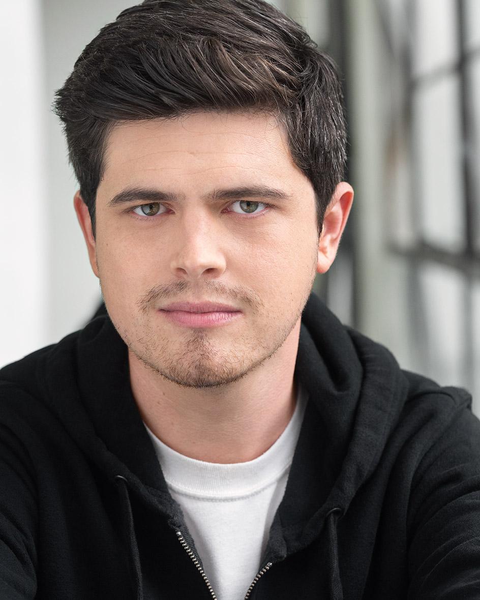 actor Samuel Drake large photo