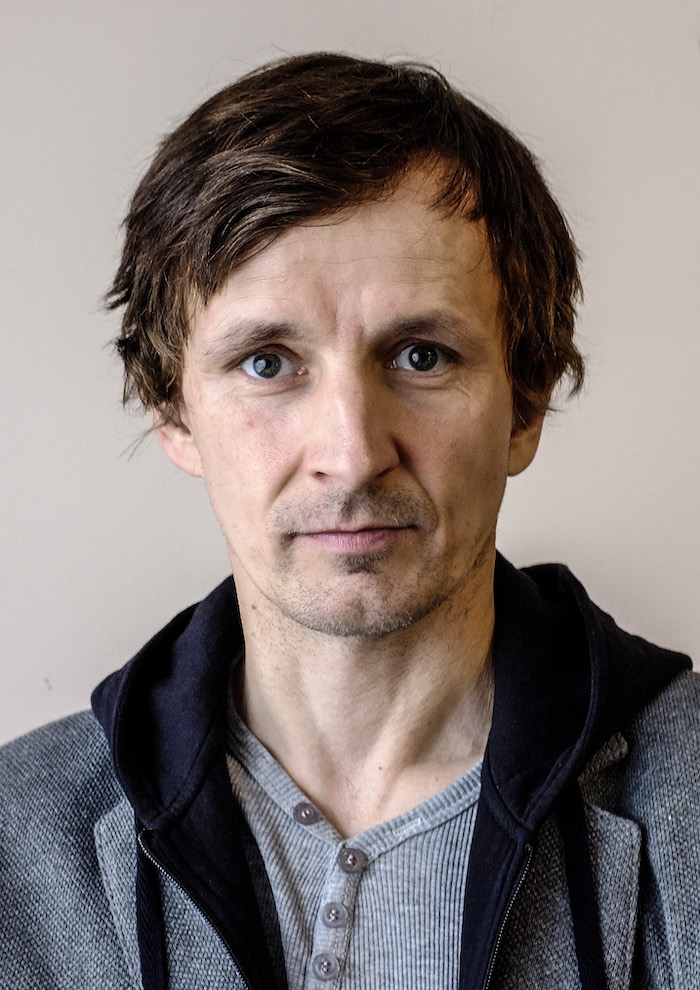 actor Artur Paczesny large photo