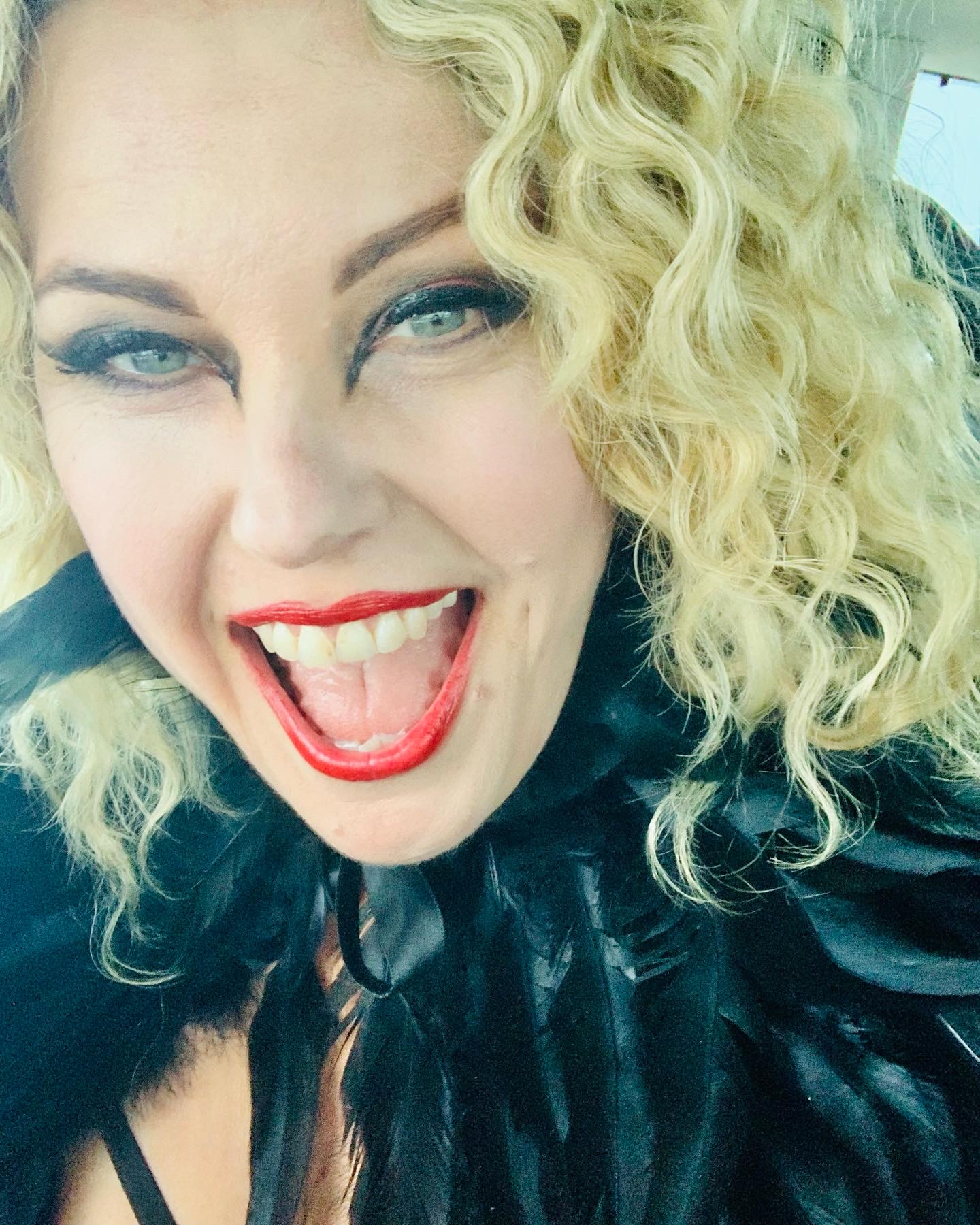 actor Jodie Mcmullen large photo