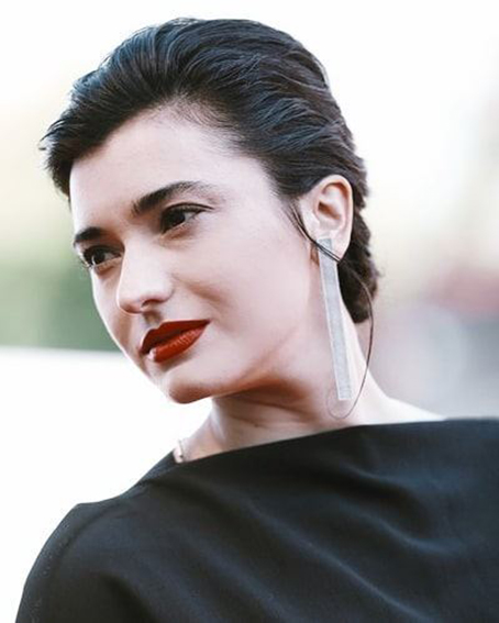 actor Ana Vilela da Costa large photo