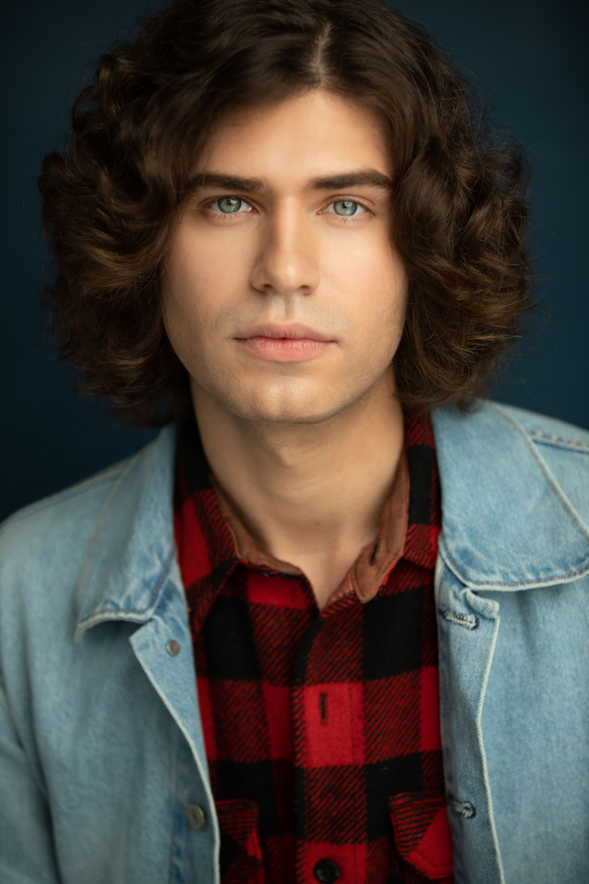 actor Carlos Alcala large photo