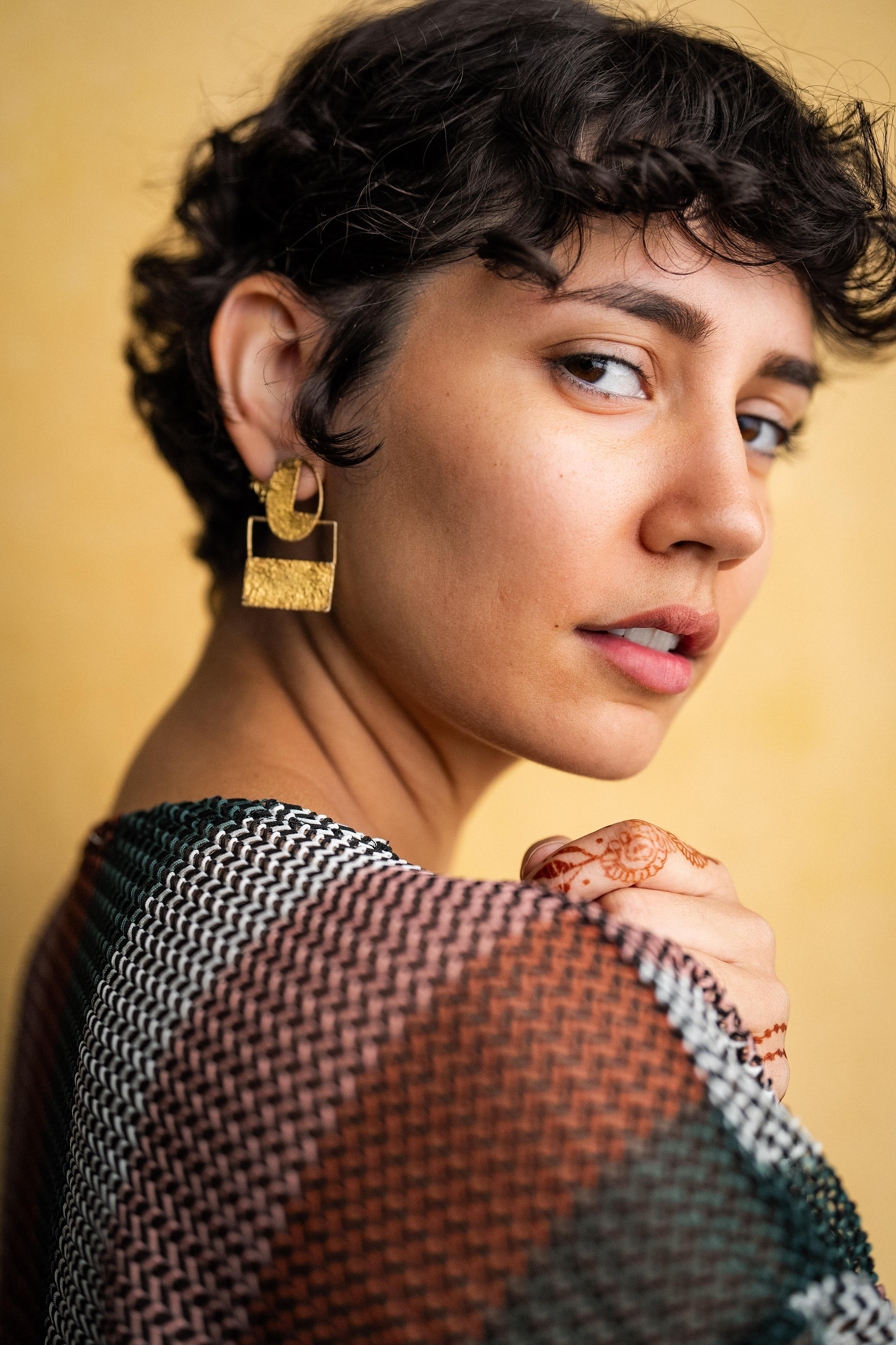 actor Olivia D'Lima large photo