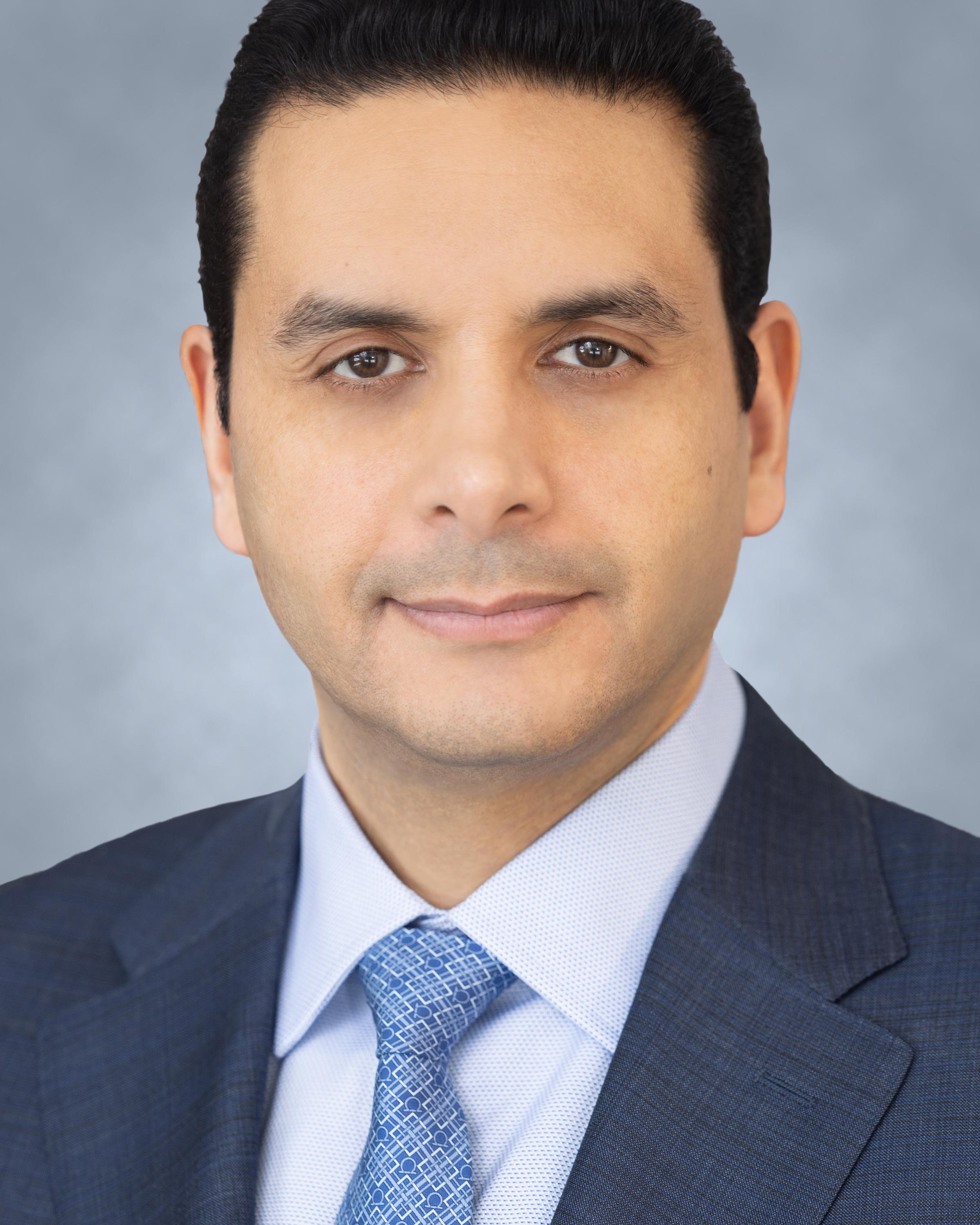 actor Hugh Mun large photo