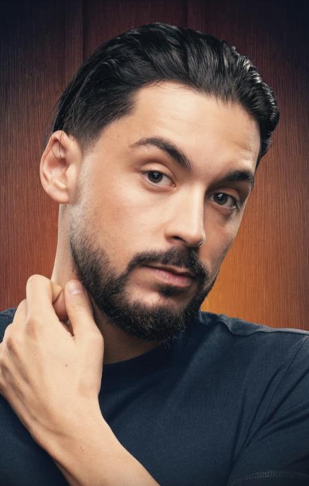 actor Serhat Yildirim large photo