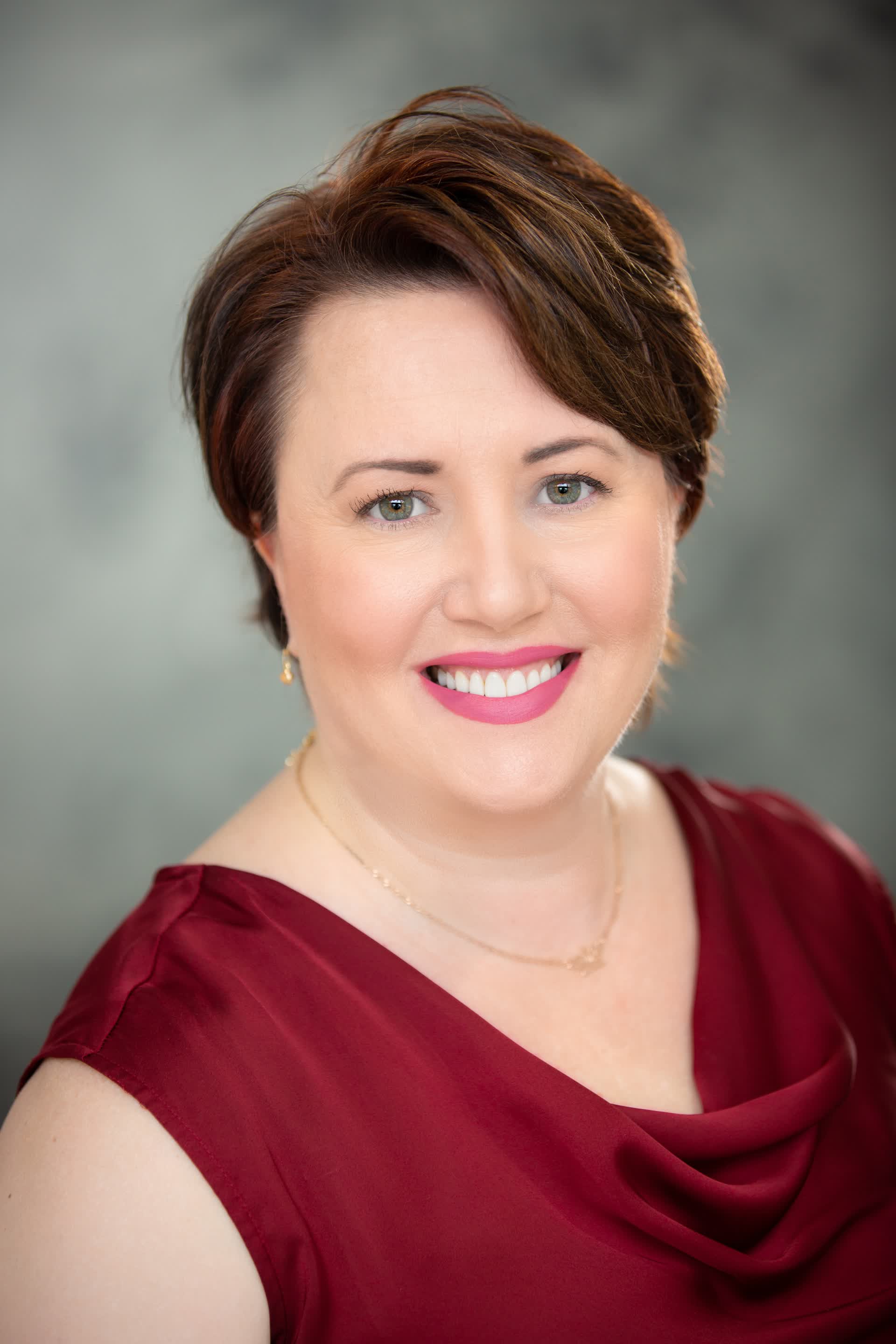 actor Jennifer Lavi large photo