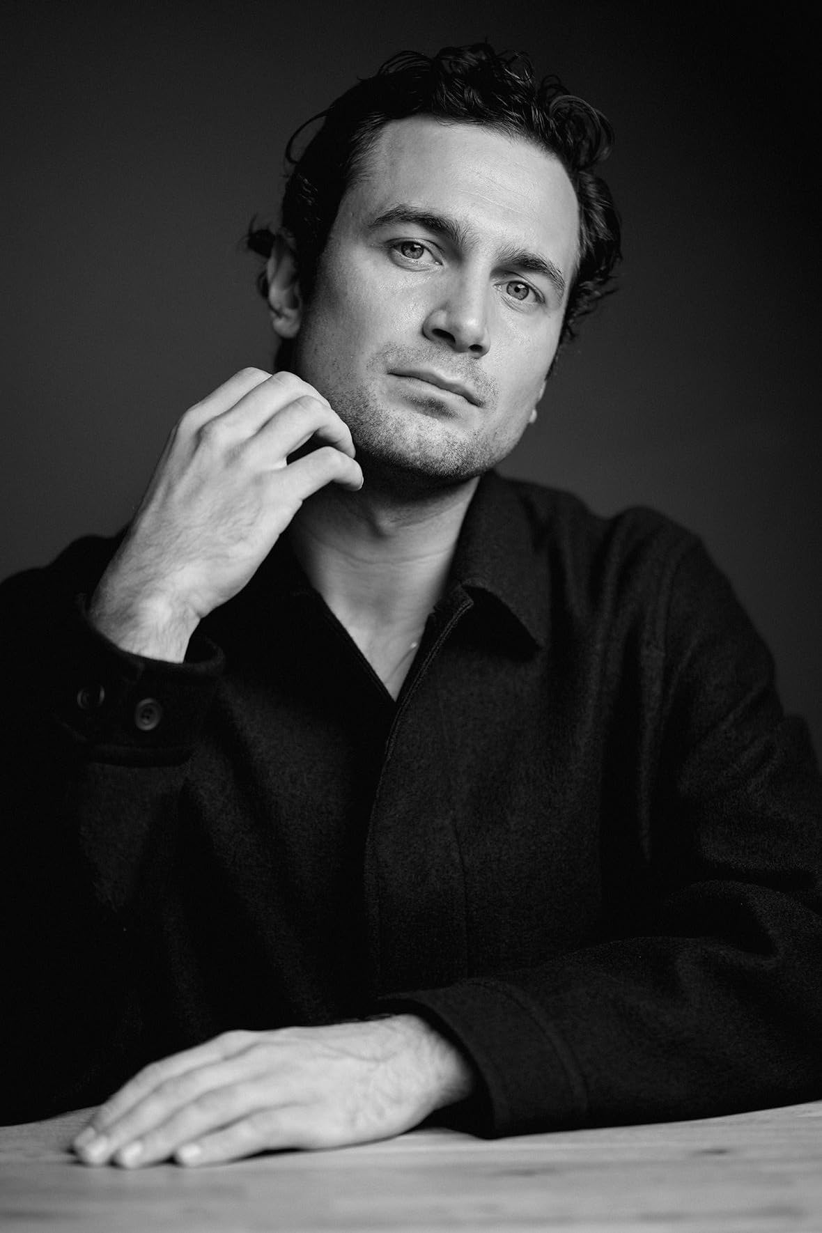 actor Samuel Schneider large photo