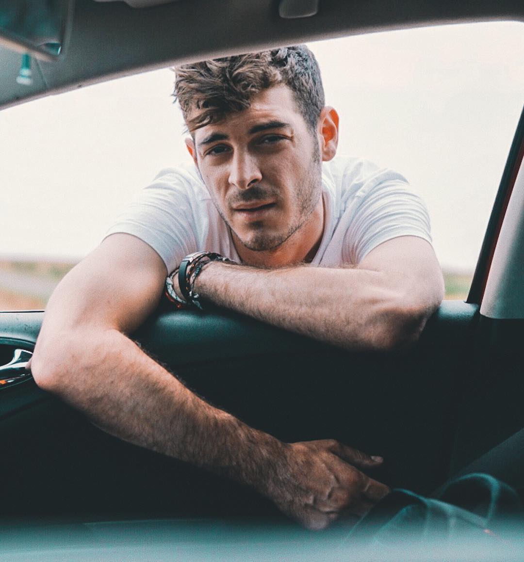 actor Antón Lofer large photo