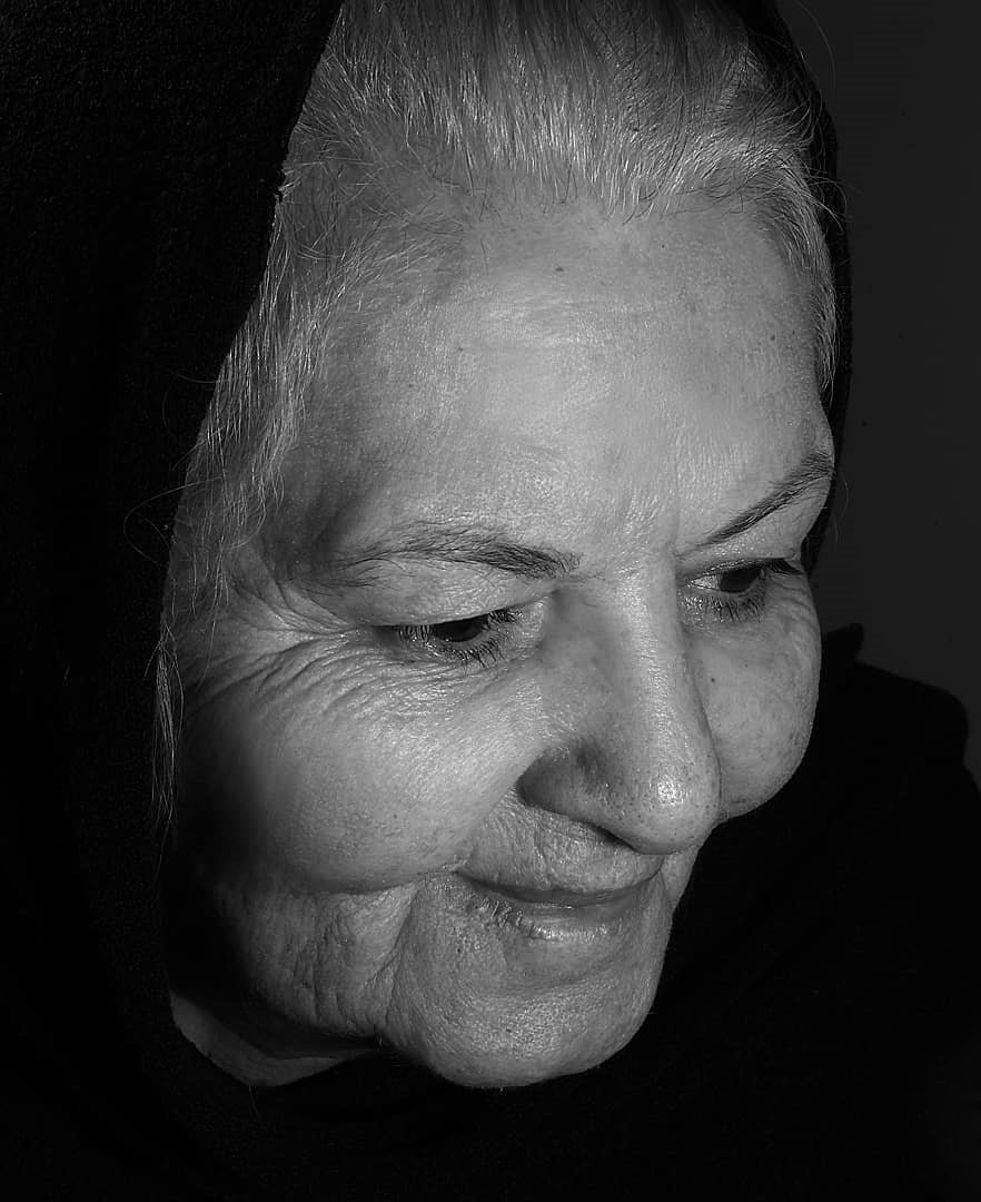 actor Mina Jafarzadeh large photo