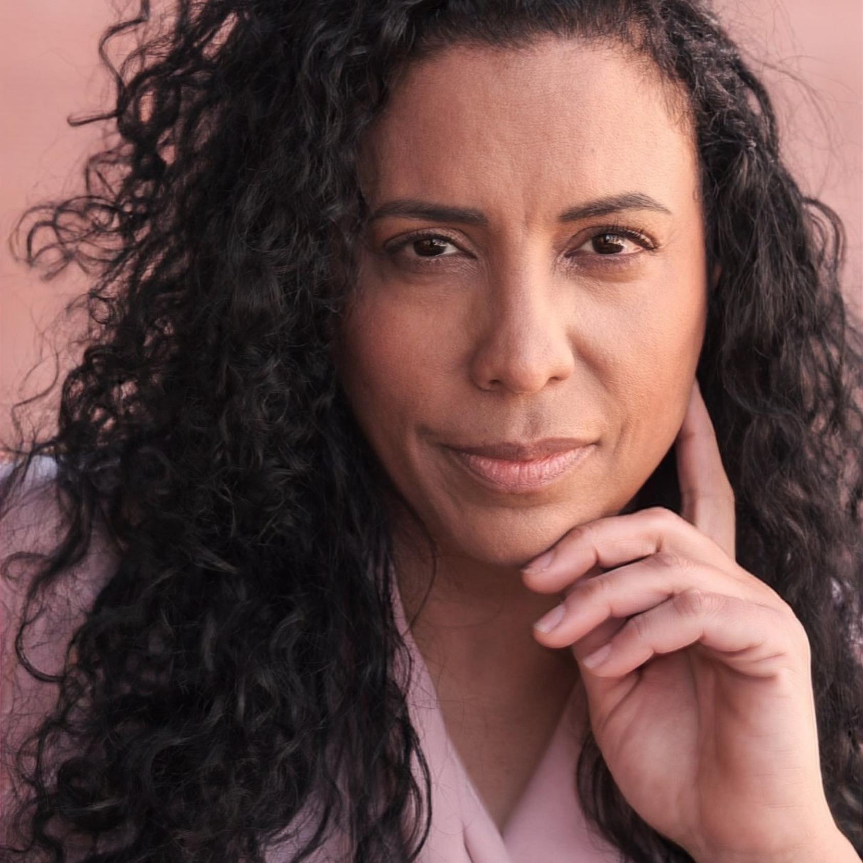 actor Julie Barbeau large photo