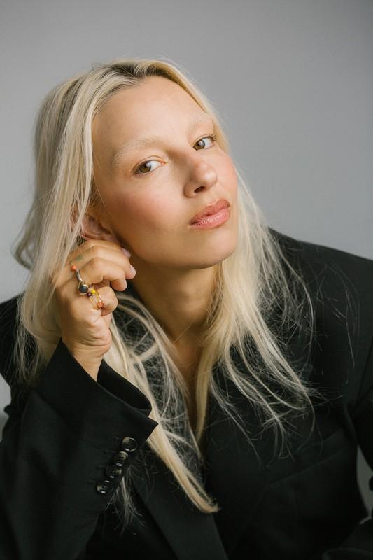 actor Ilinca Manolache large photo