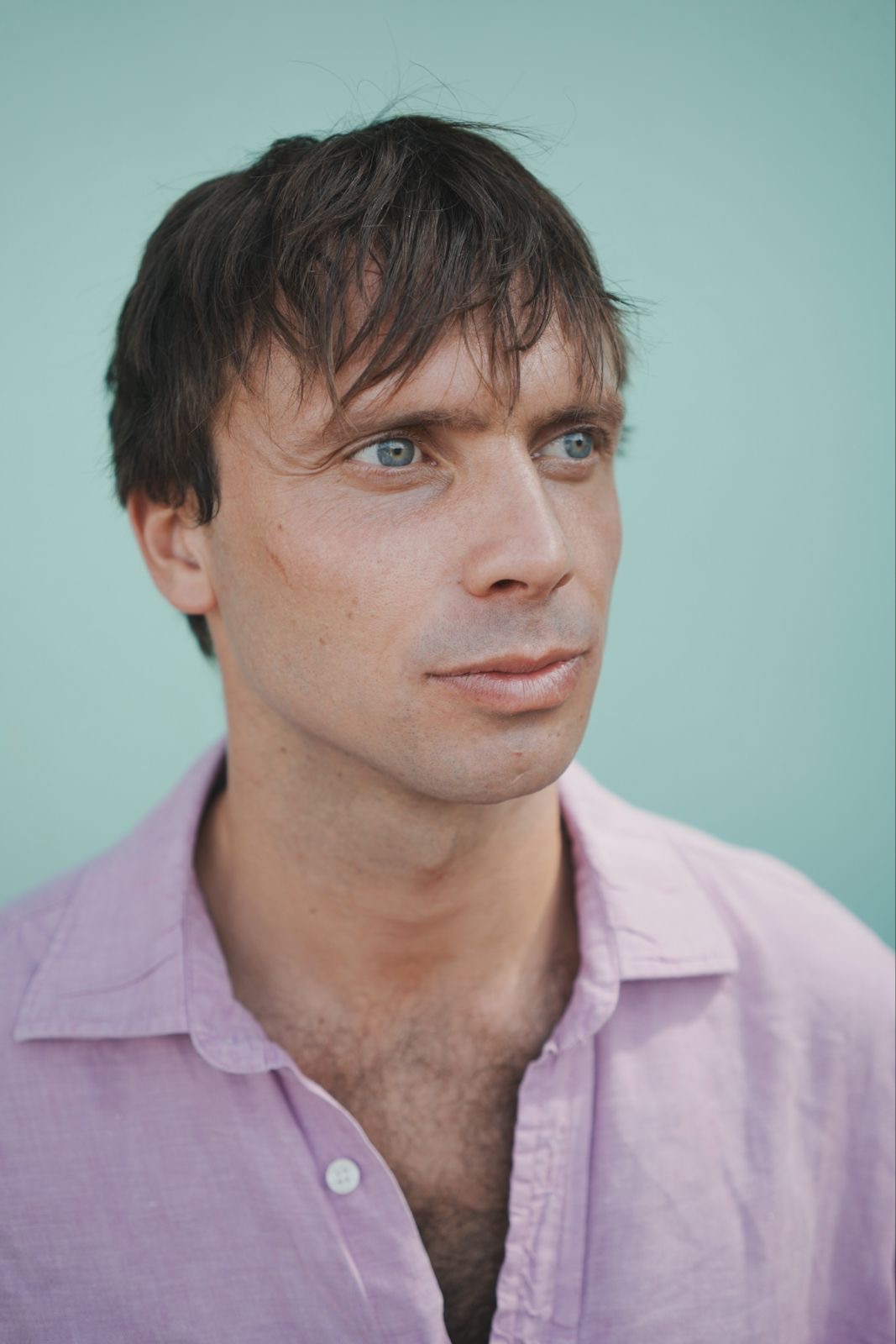 actor Barnaby Chambers large photo