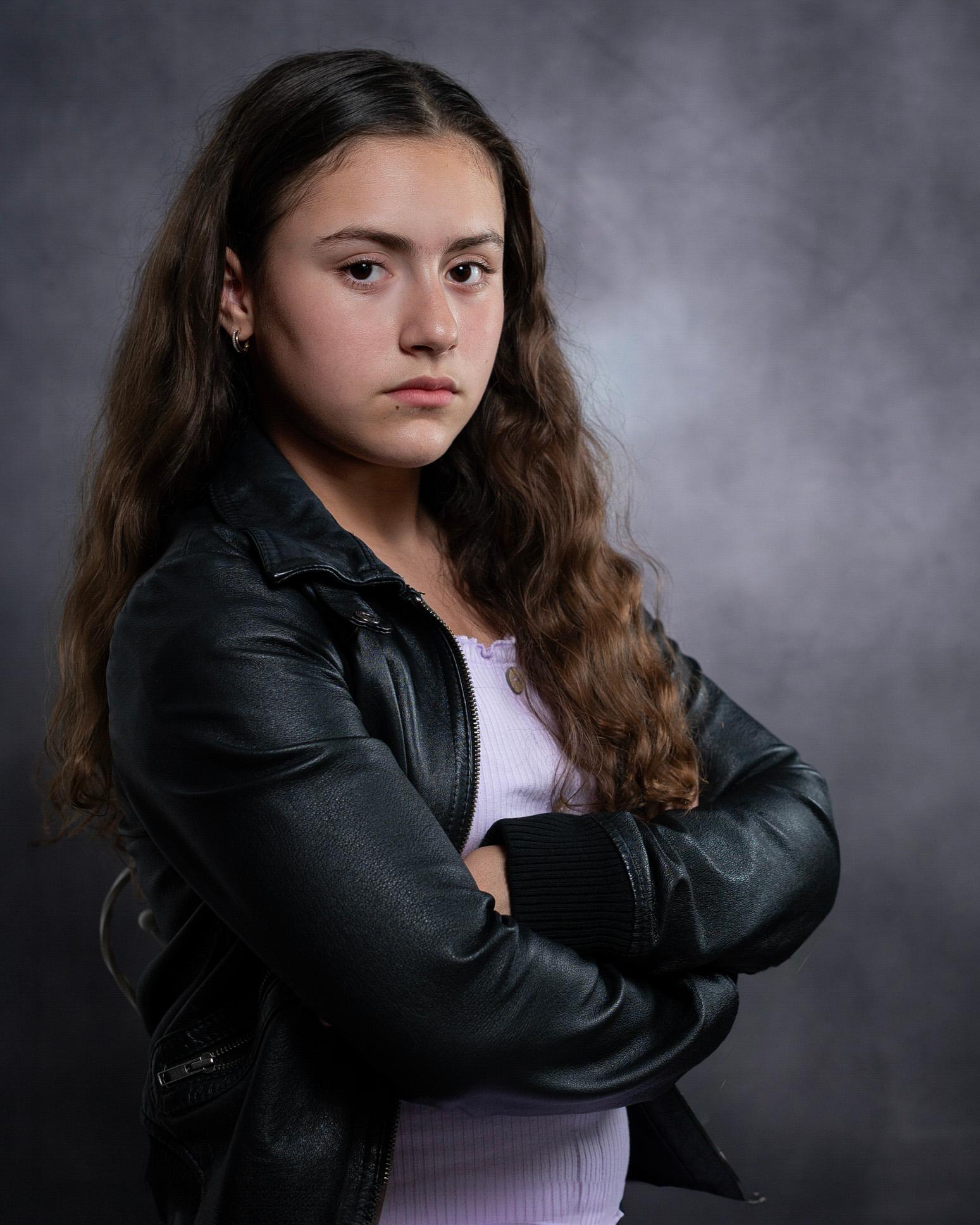 actor Zoe Worn large photo