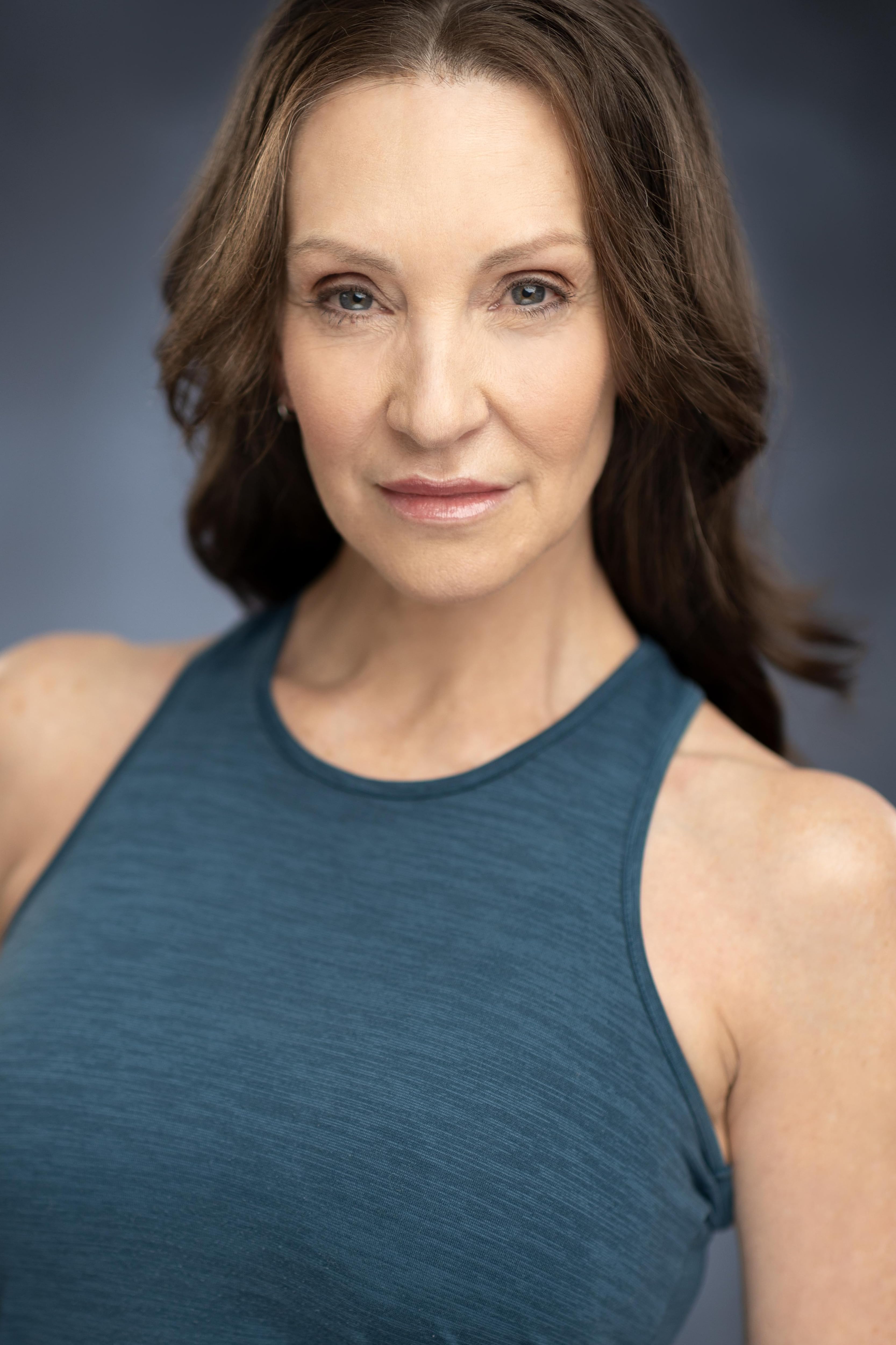 actor Tina-Marie Springham large photo