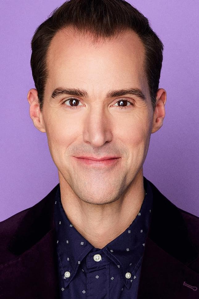 actor Chris Amos large photo