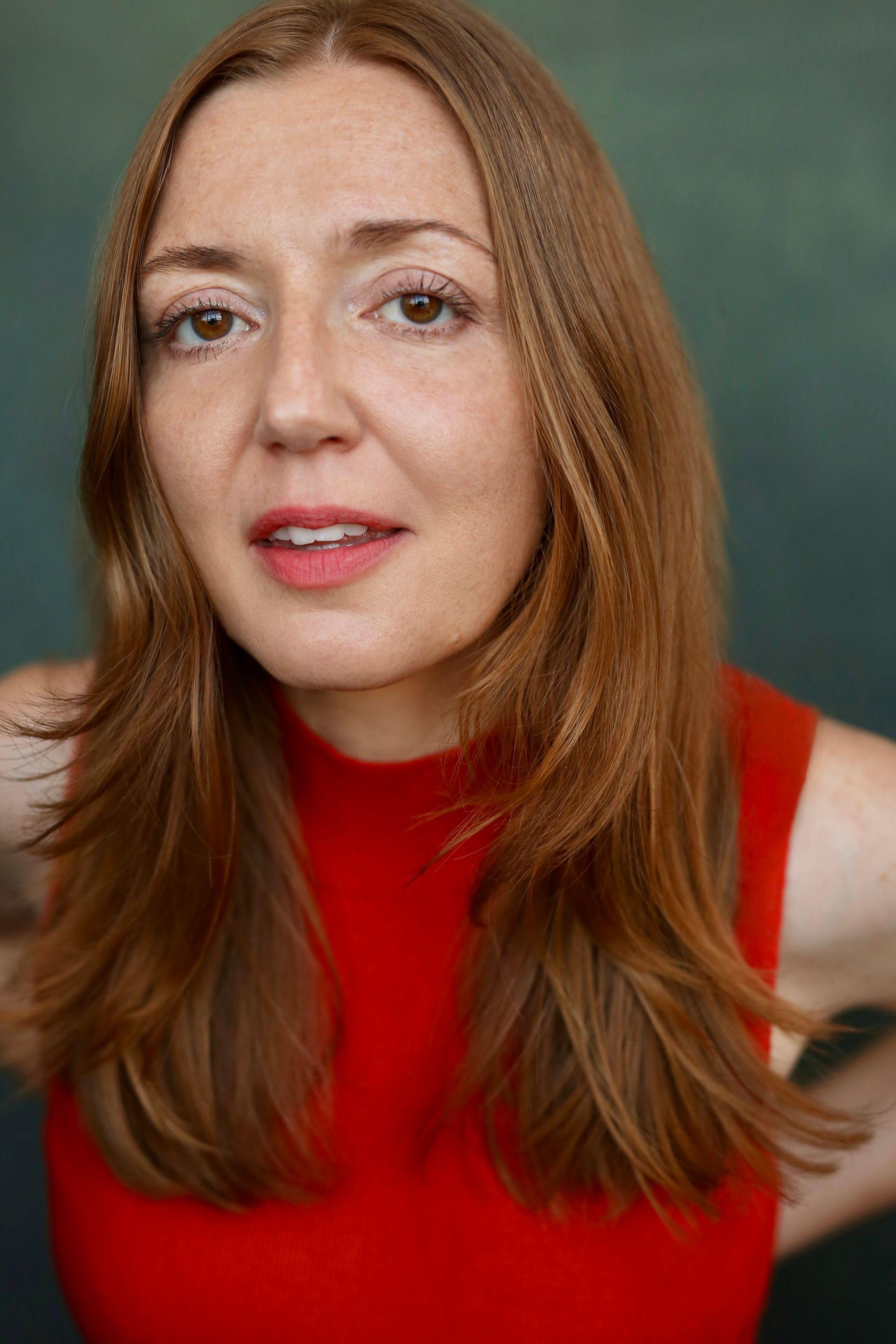 actor Aimee Berwick large photo