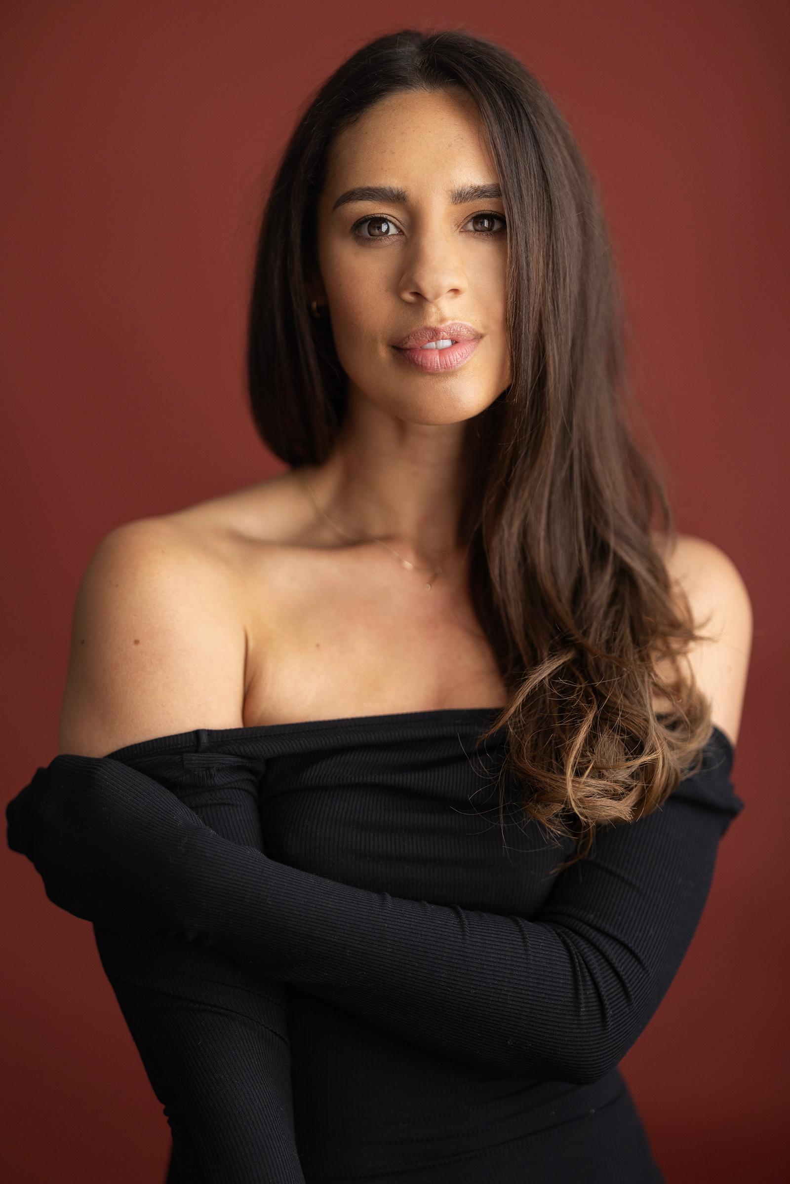 actor Cassie Lauren Lewis large photo