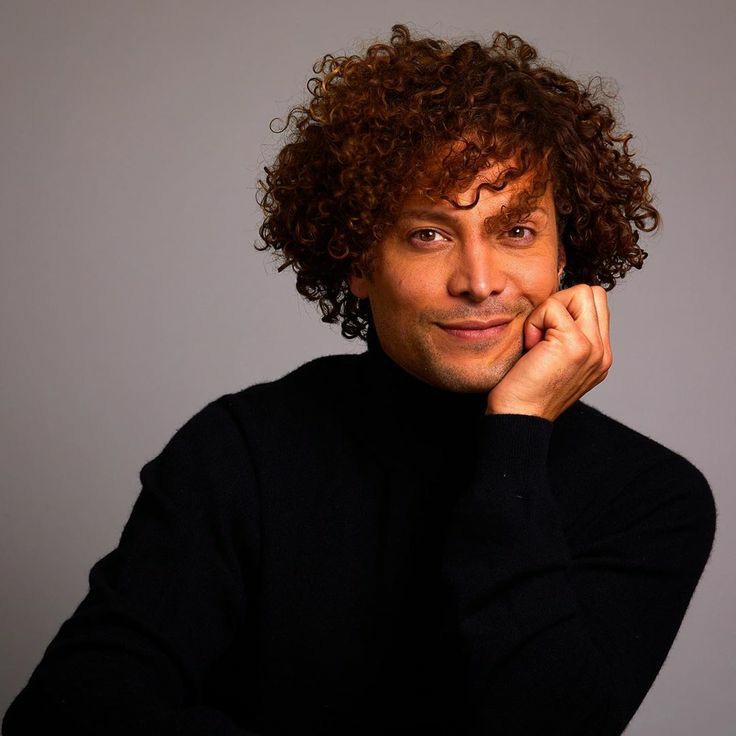 actor Justin Guarini large photo