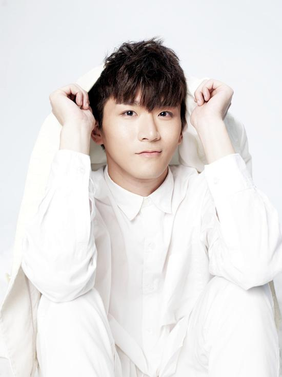 actor Hongchang Zeng large photo