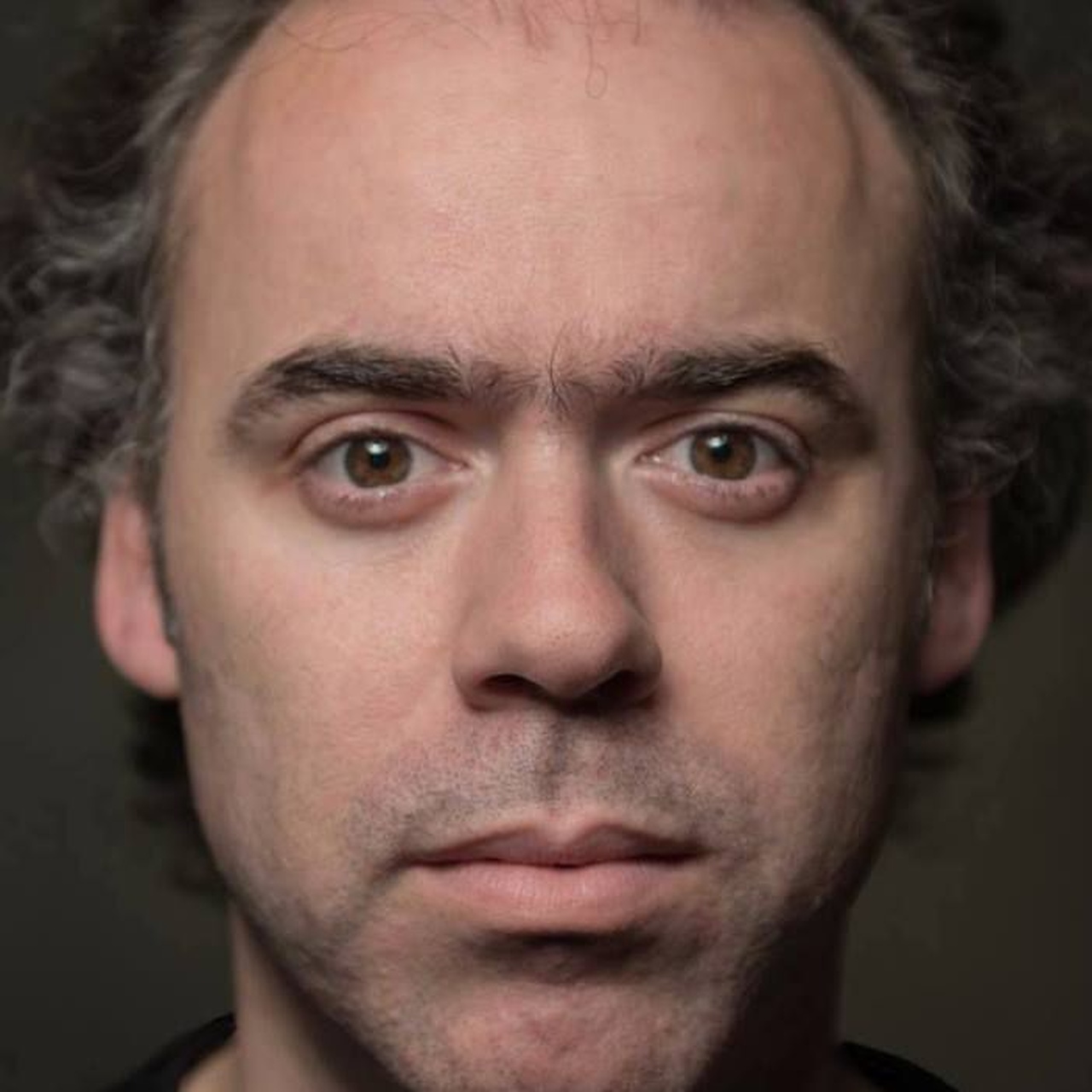 actor Tónan Quito large photo