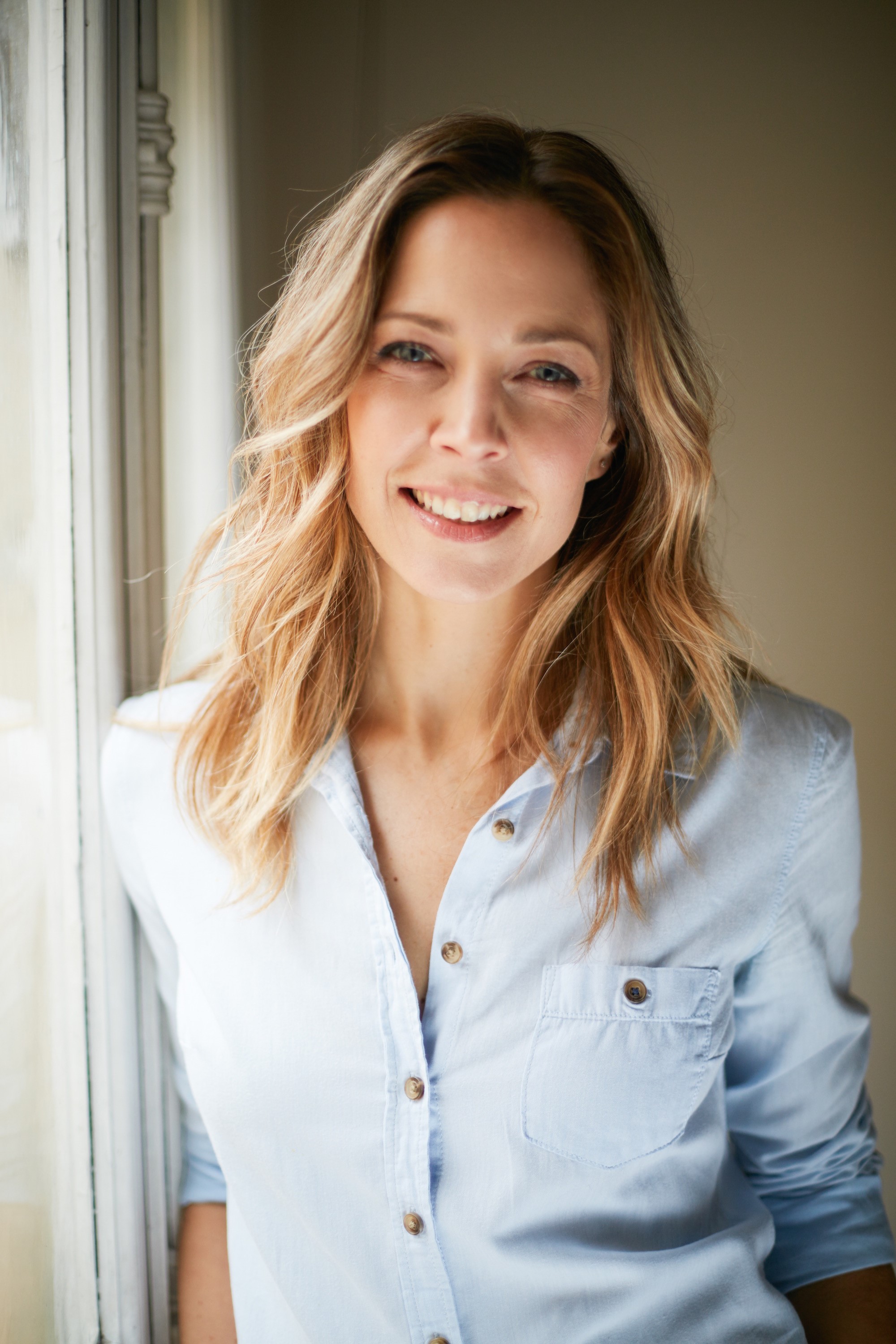 actor Mélanie Guth large photo