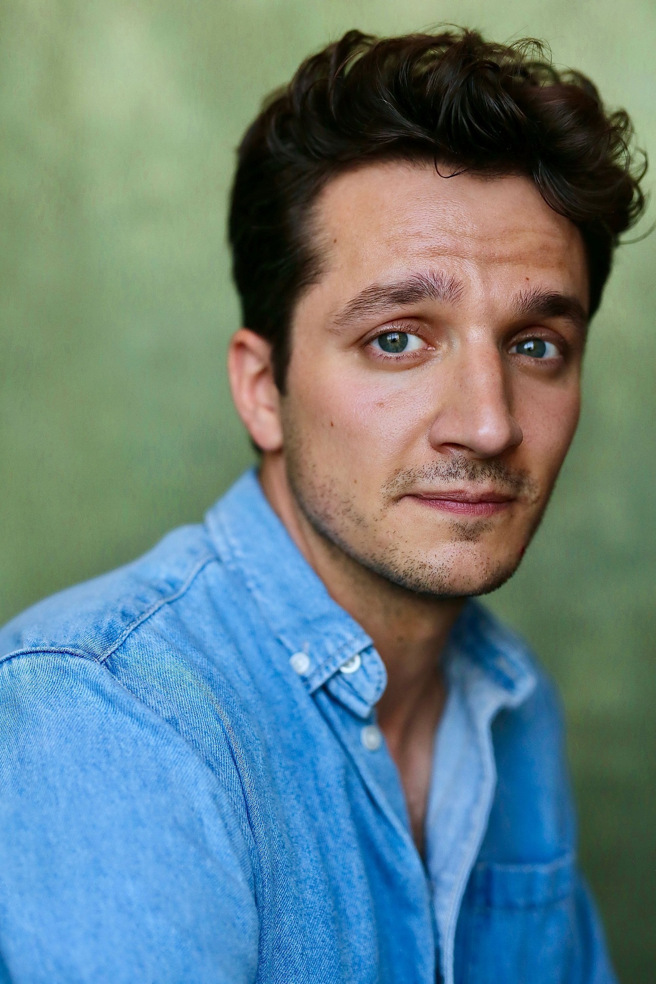 actor Jonathan Cobb large photo