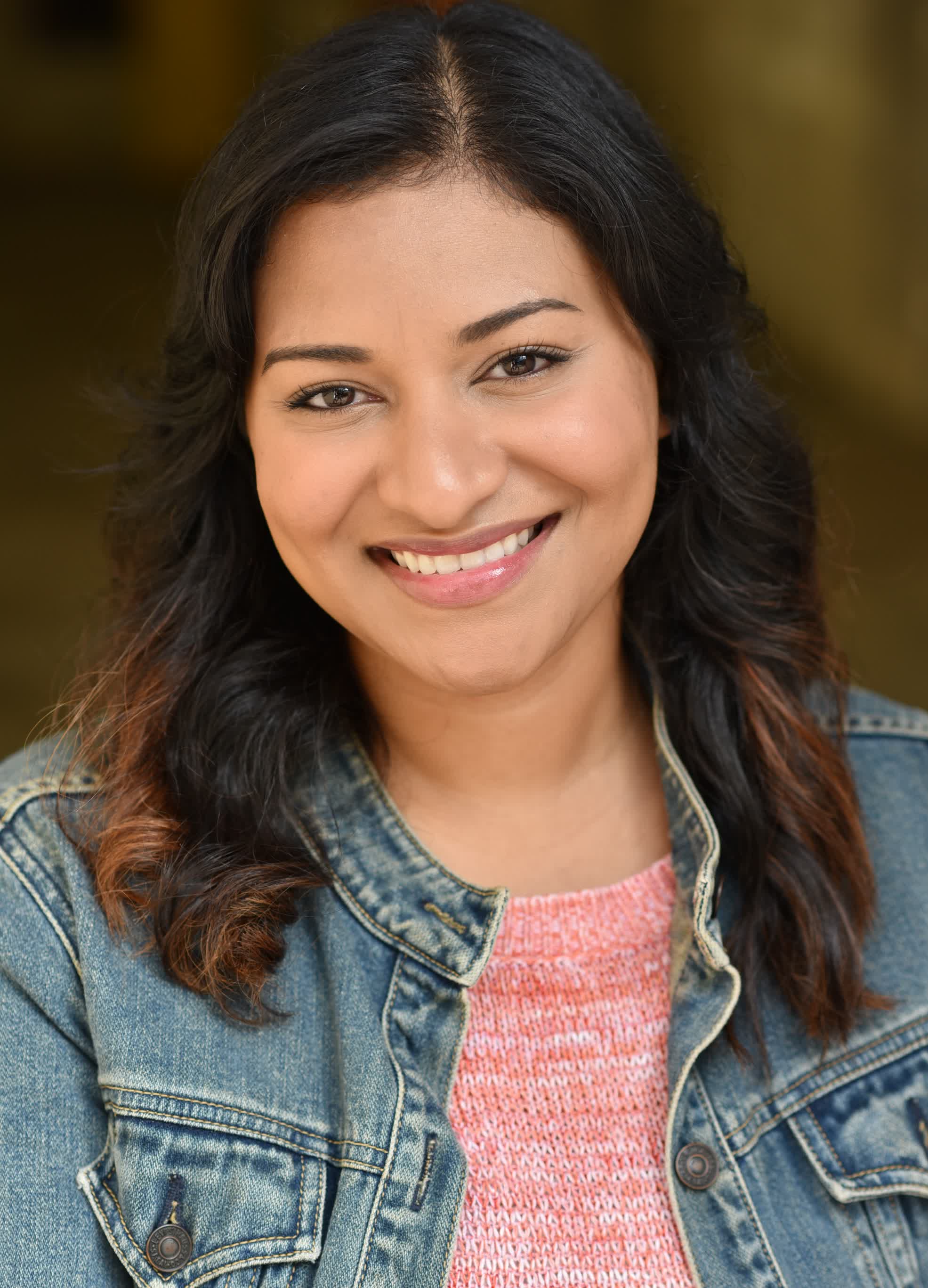 actor Aditi George large photo