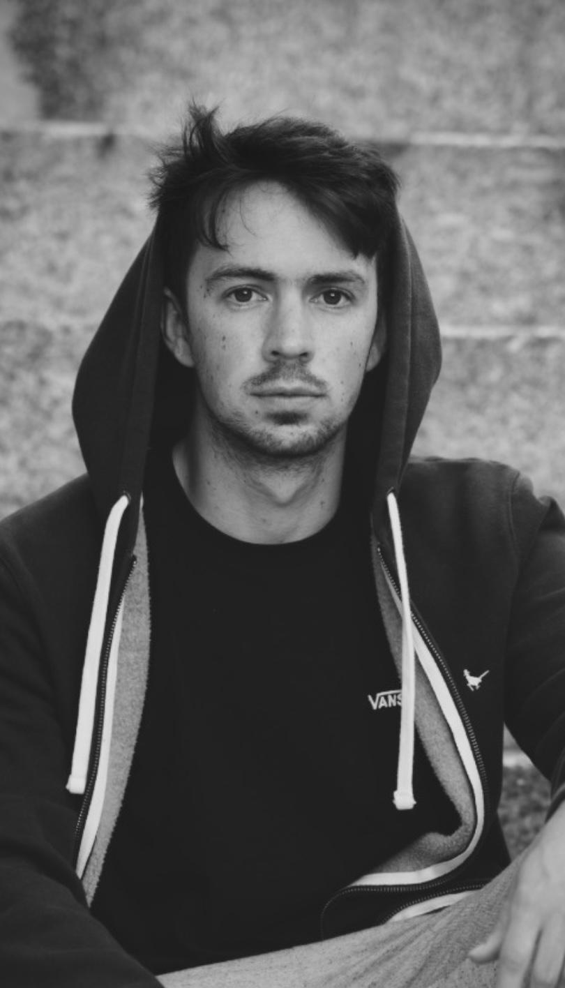 actor Nigel Canepa large photo