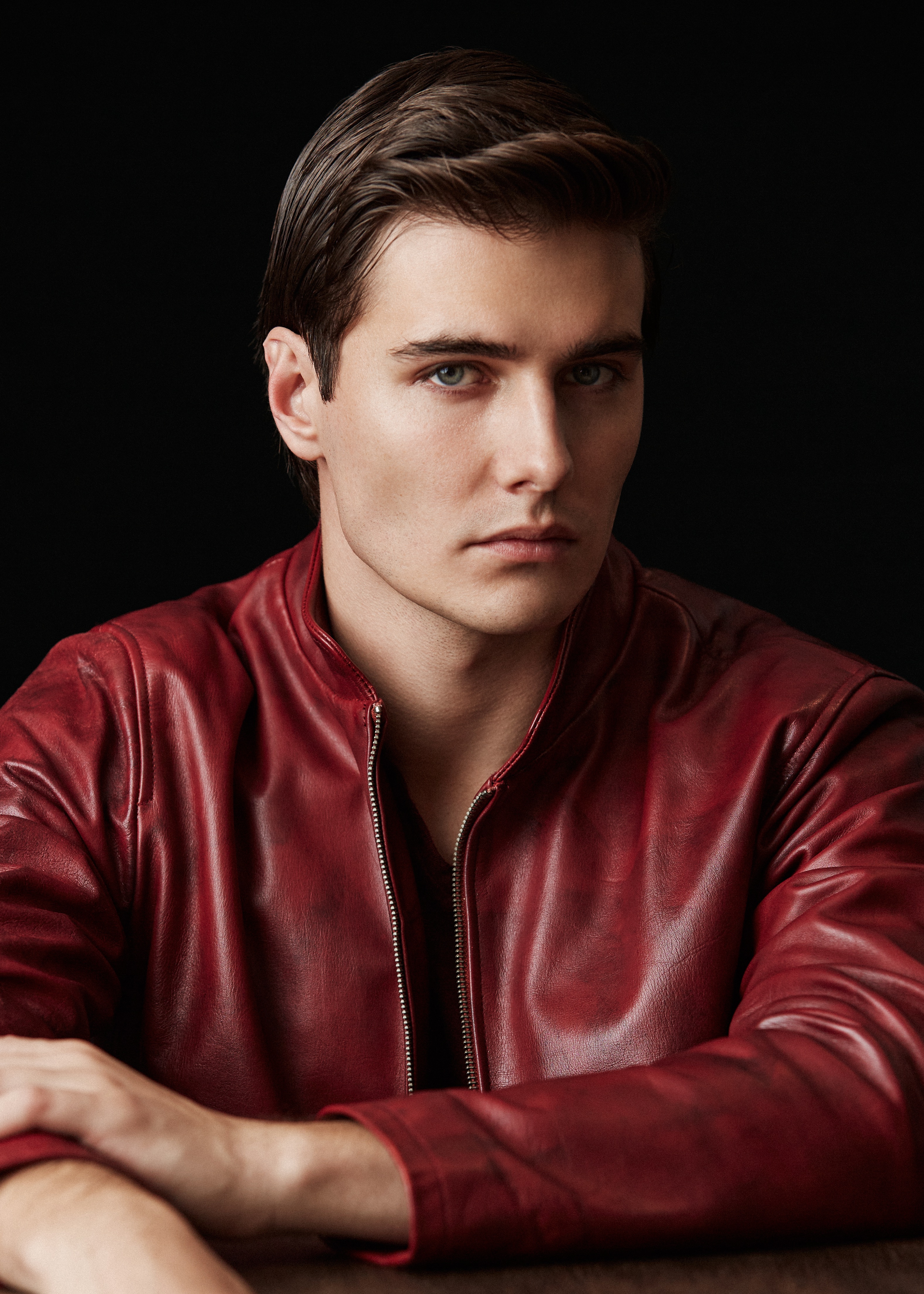 actor Connor Barton large photo