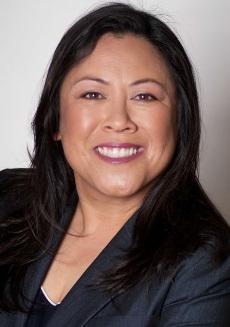 actor Elle Peji large photo