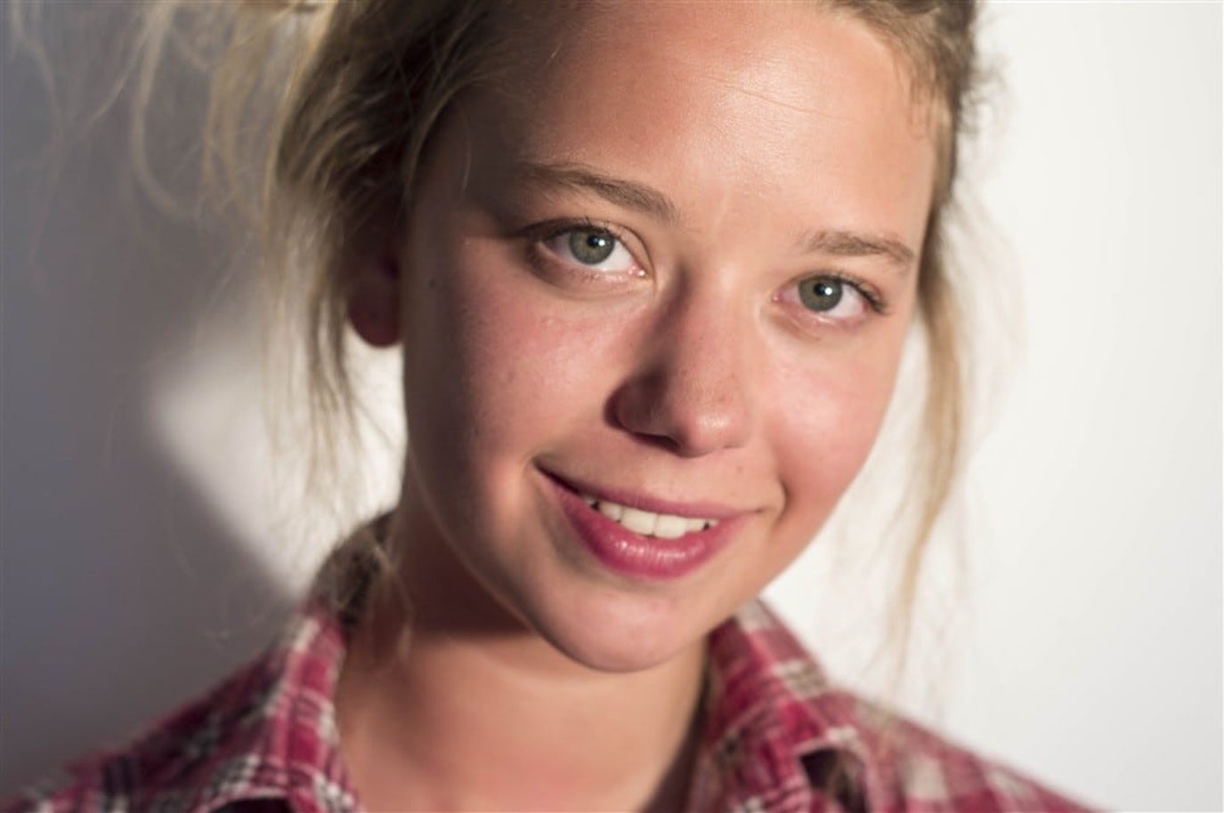 actor Sophie Breyer large photo