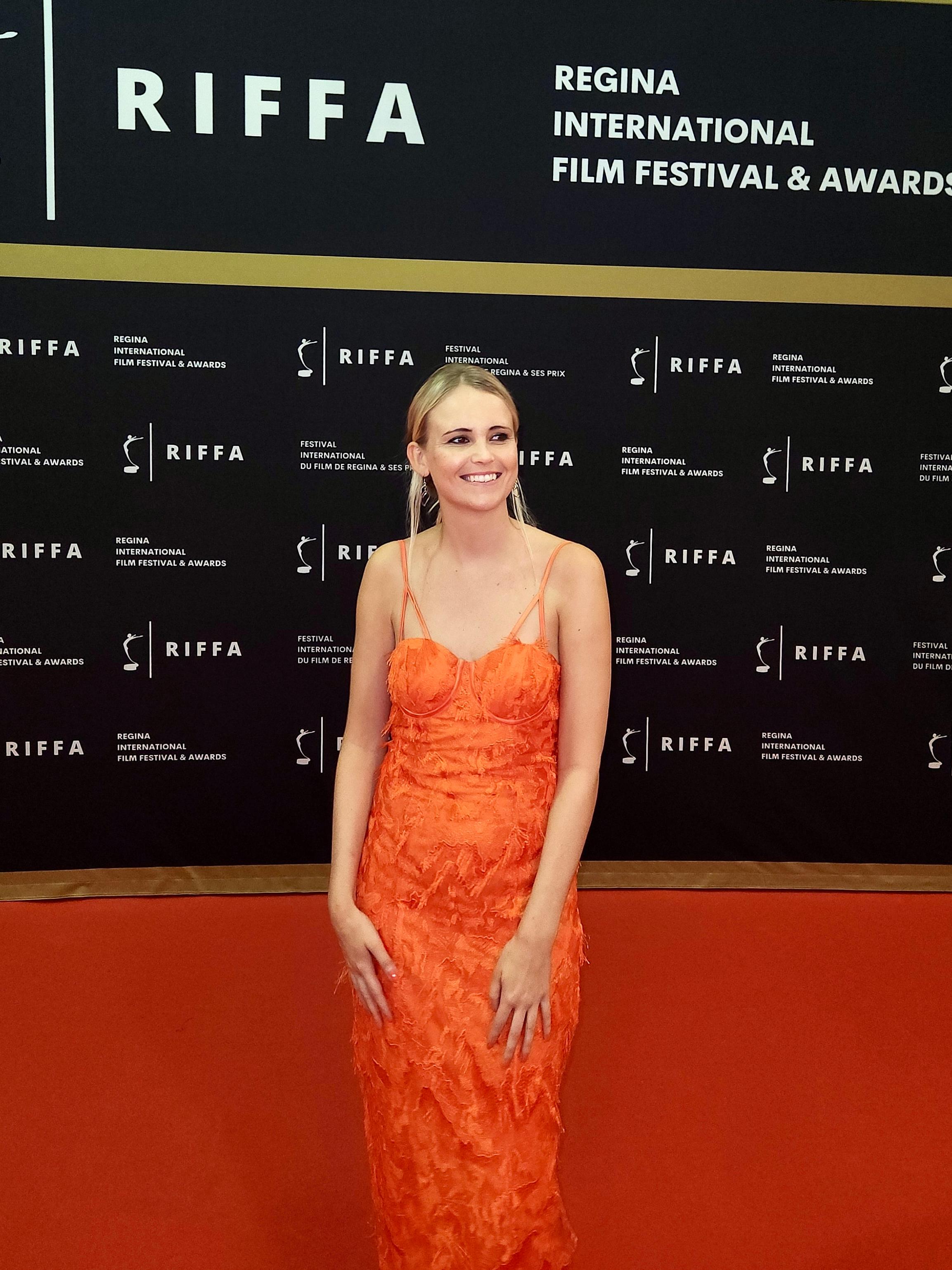 actor Arabella Burfitt-Dons large photo