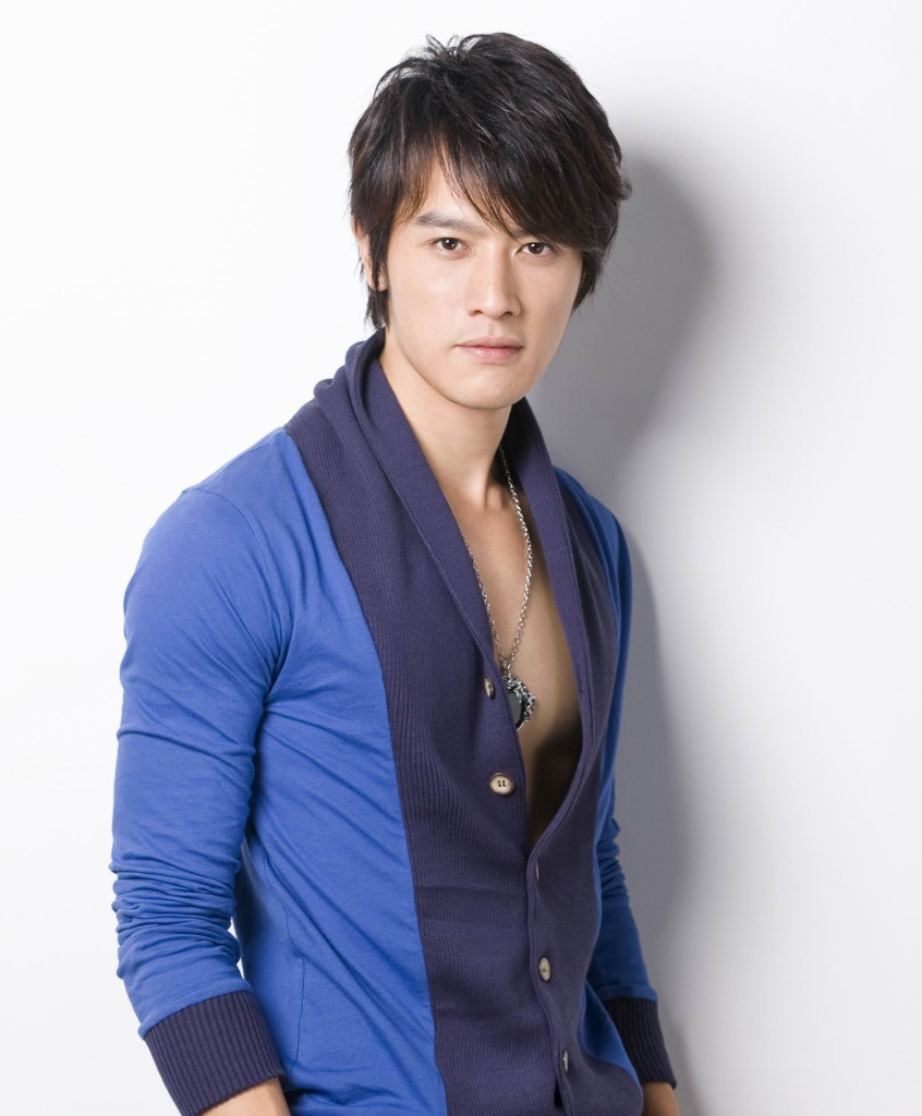 actor Michael Chang large photo