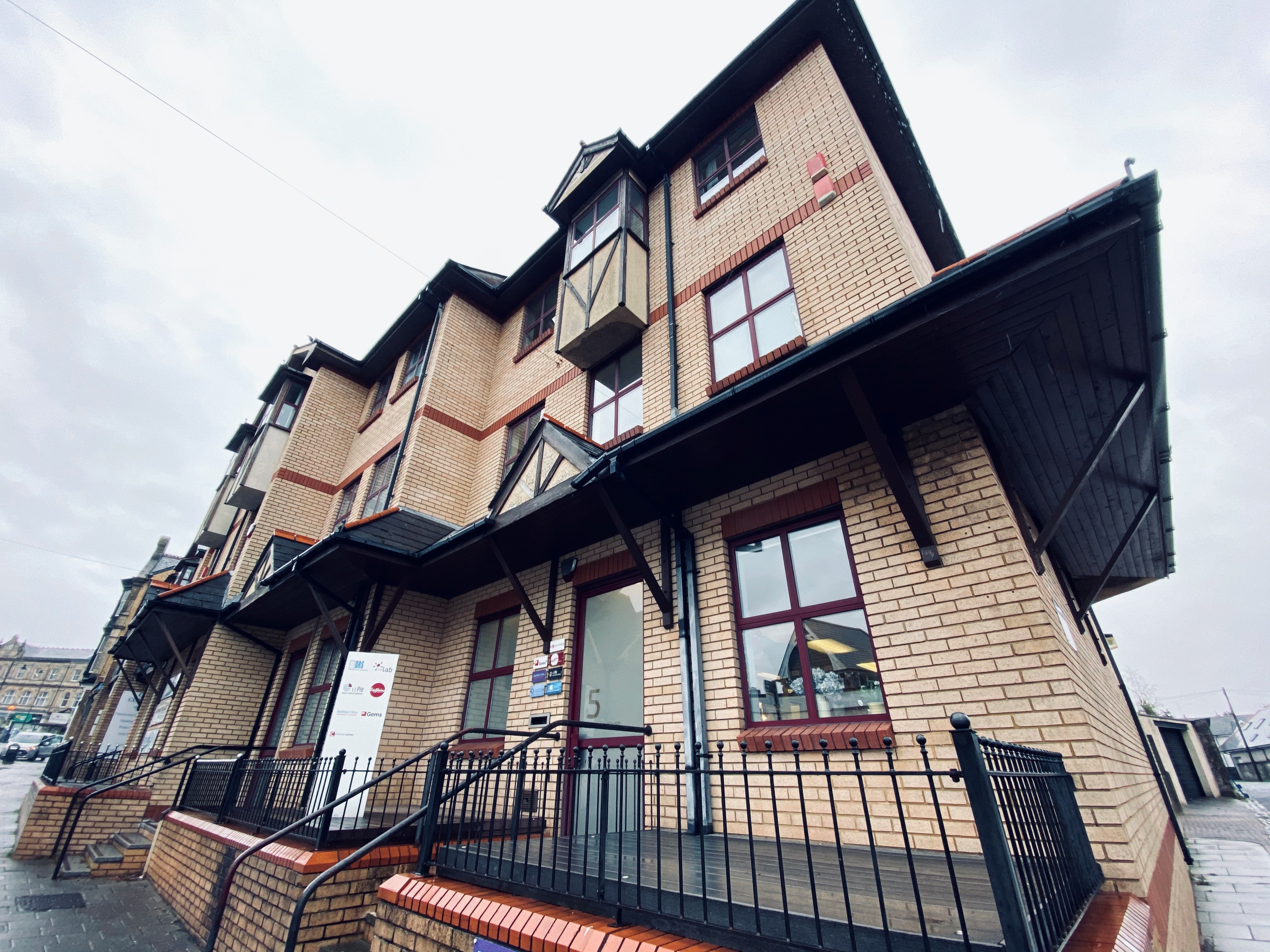 actor Duke Pearce large photo