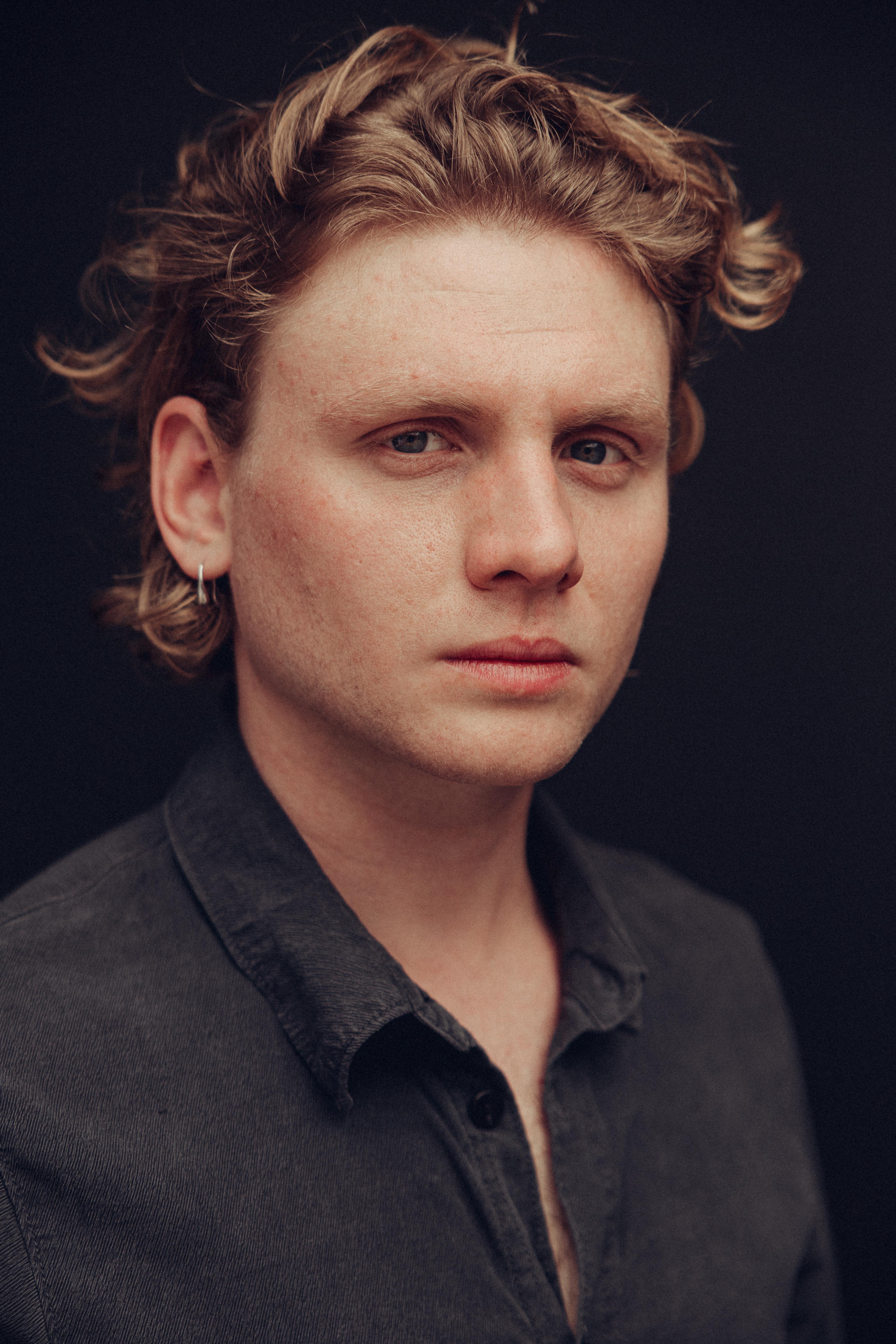 actor Johannes Nussbaum large photo