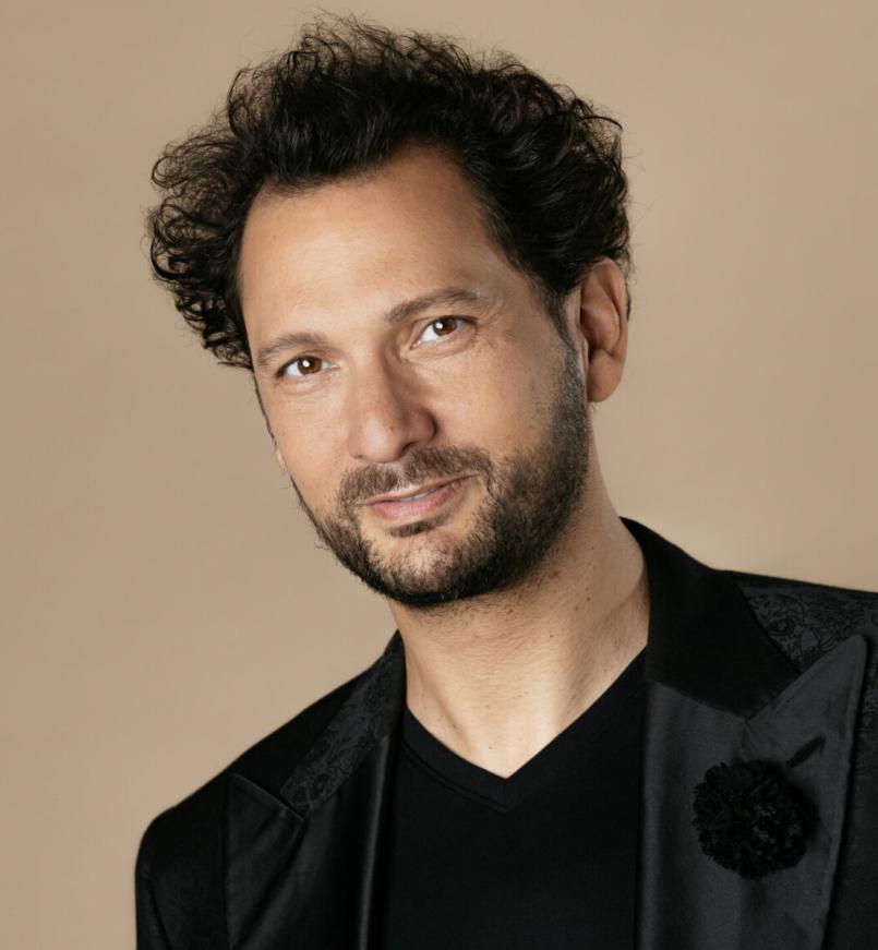 actor Éric Antoine large photo