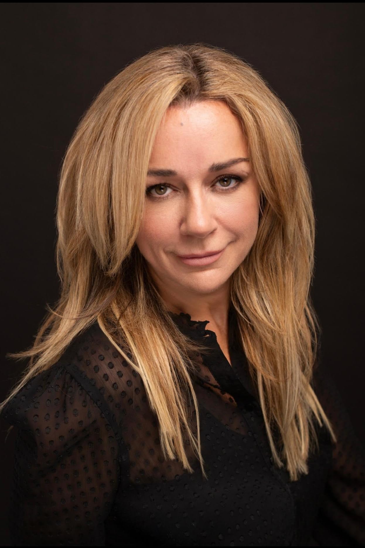 actor Heather Holland large photo