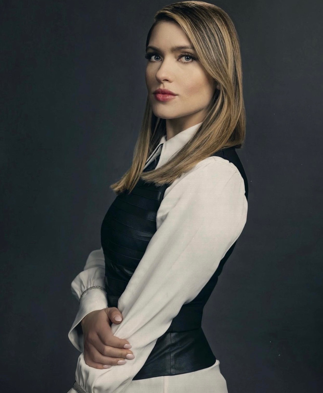 actor Alexis Linkletter large photo