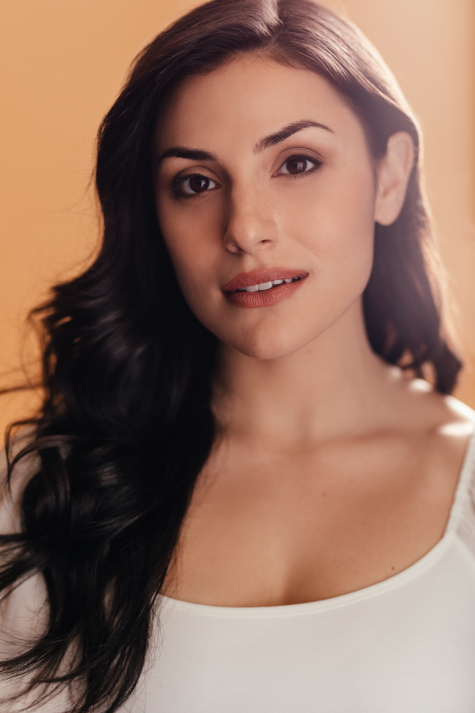 actor Samantha Sayah large photo