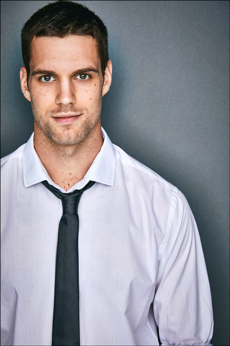 actor Matt Morrison large photo