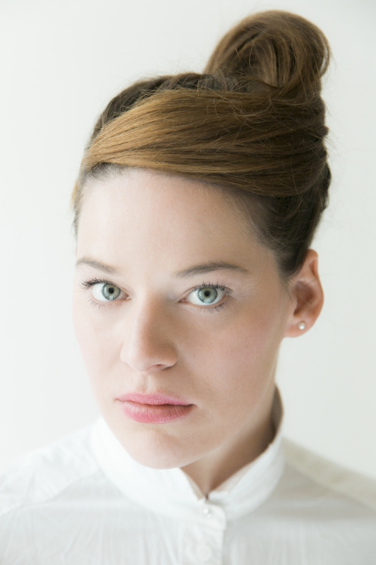 actor Natálie Rehorová large photo