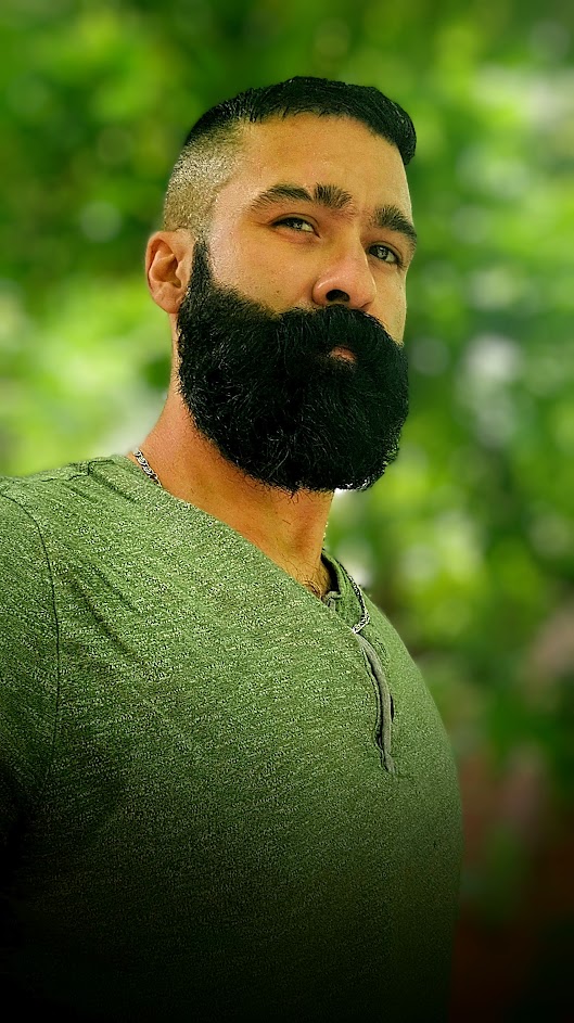 actor Jesaar Landavaso large photo