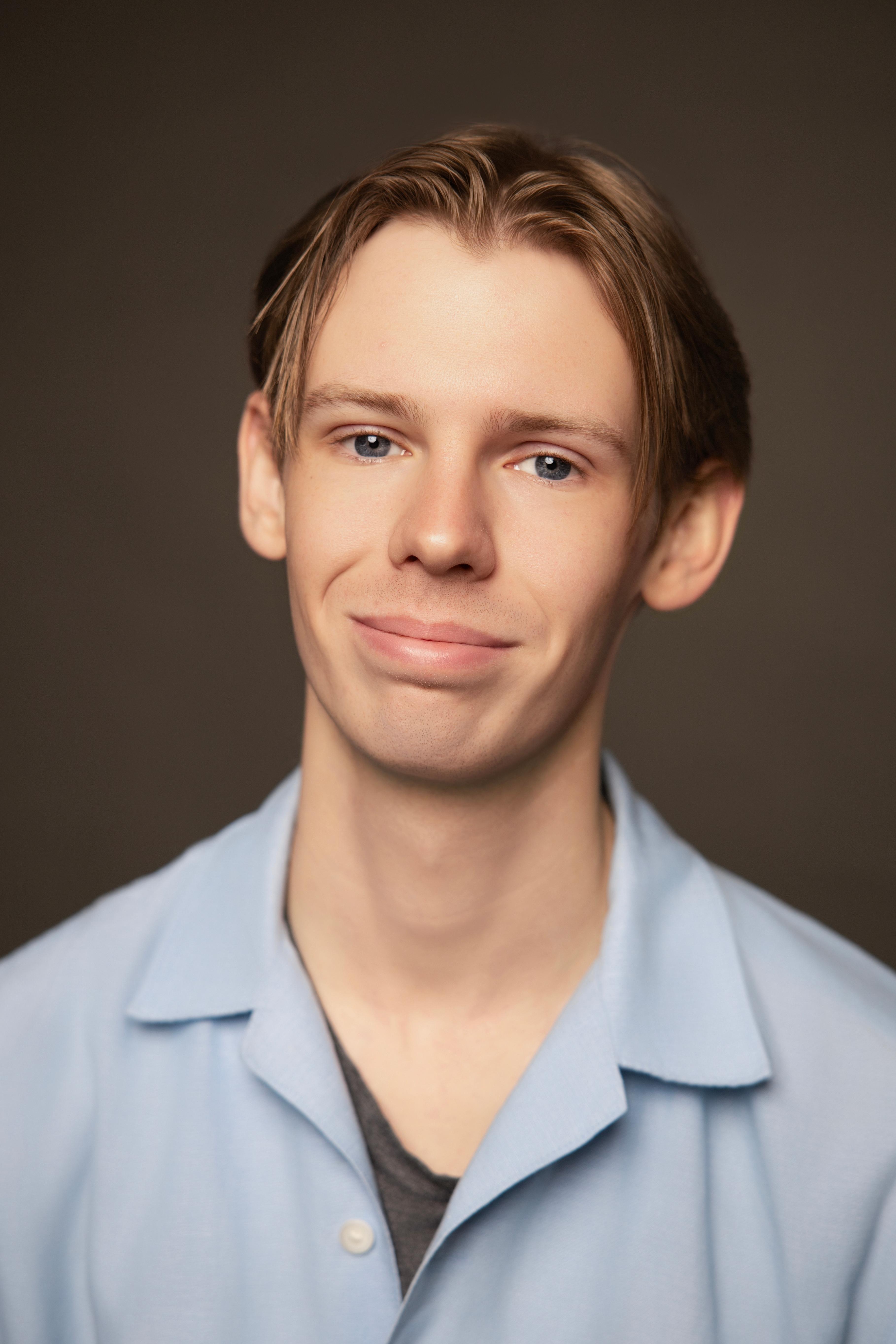 actor Nicholas Lloyd large photo