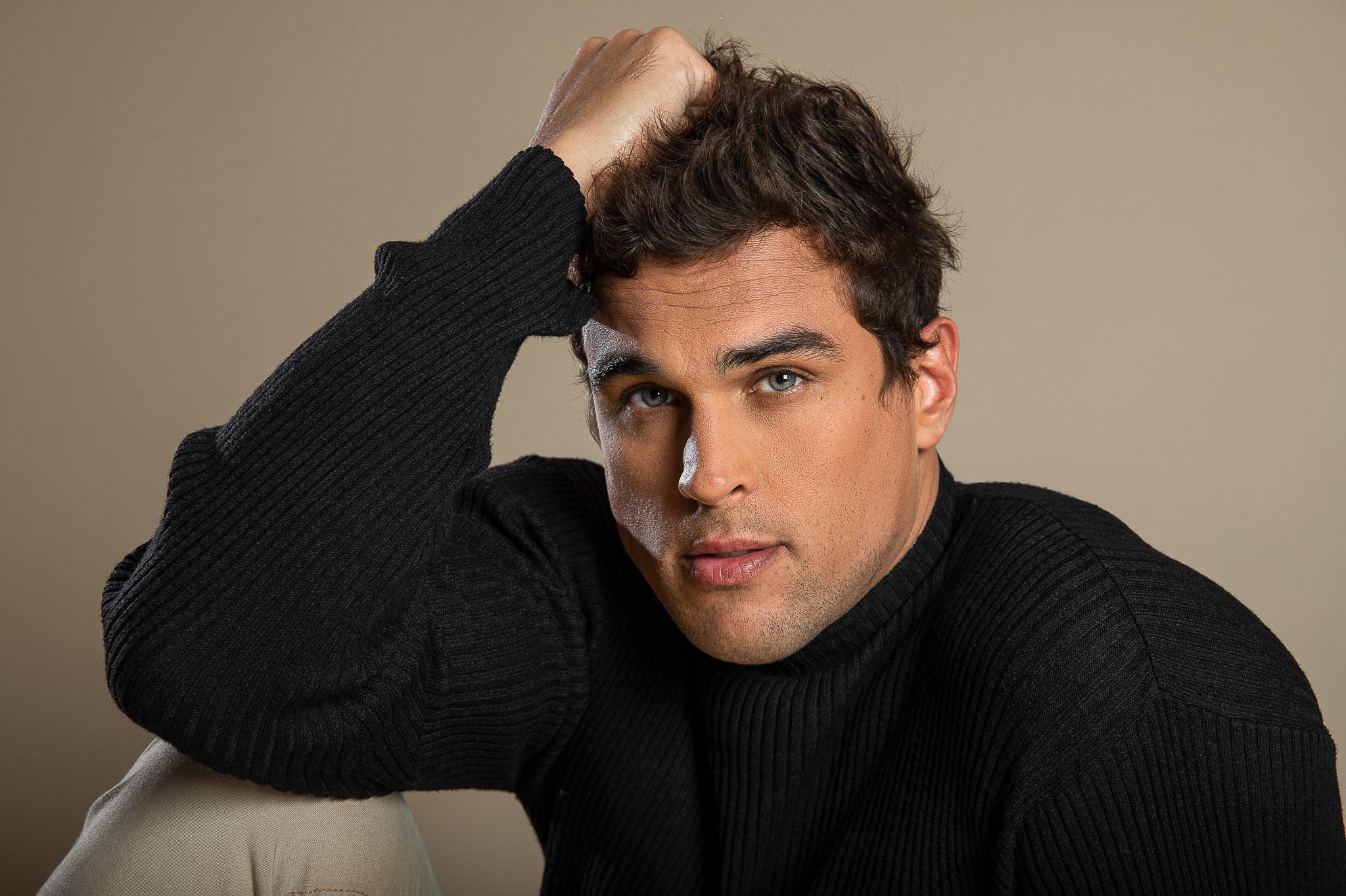 actor Felipe Roque large photo