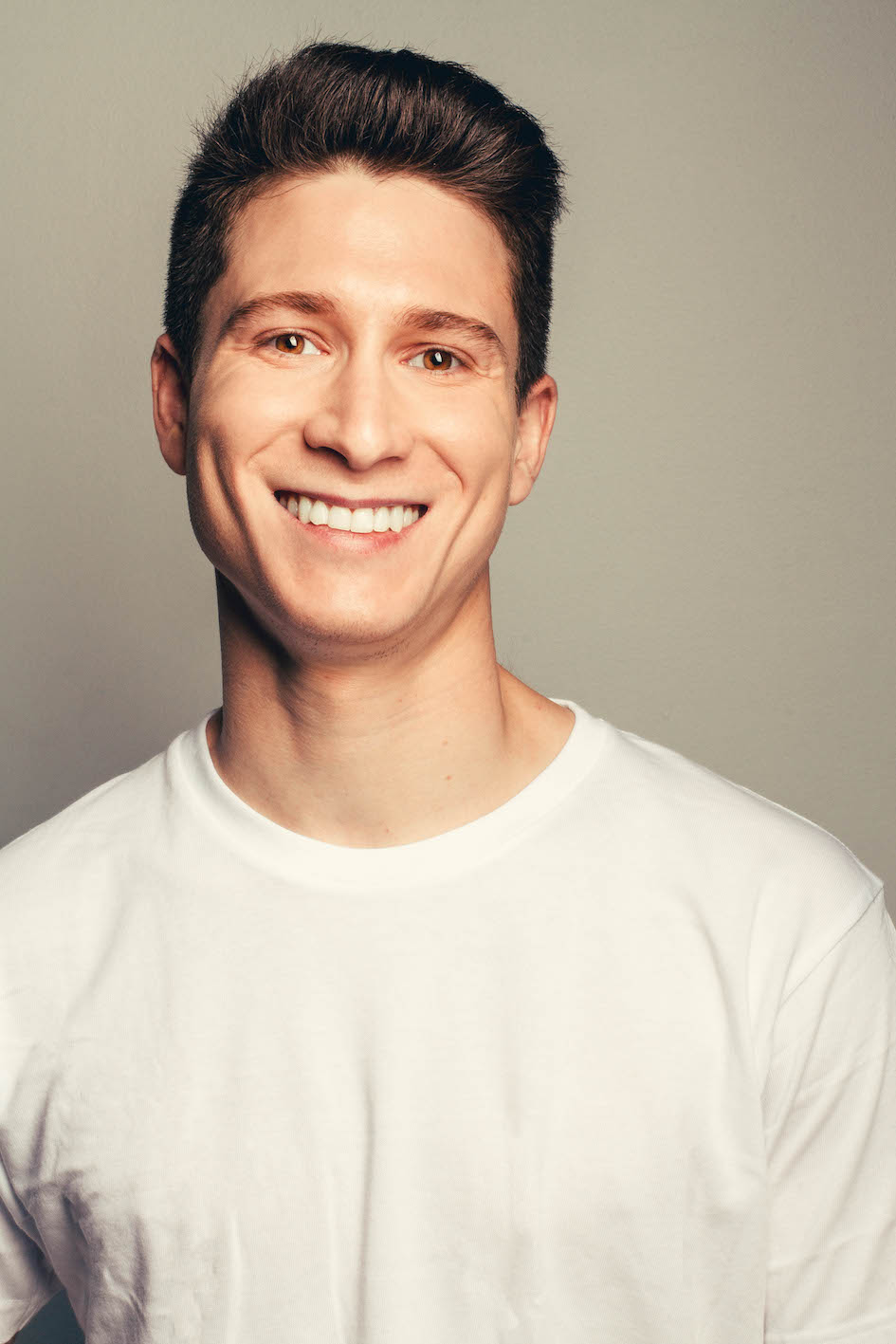 actor Roger Vilà large photo