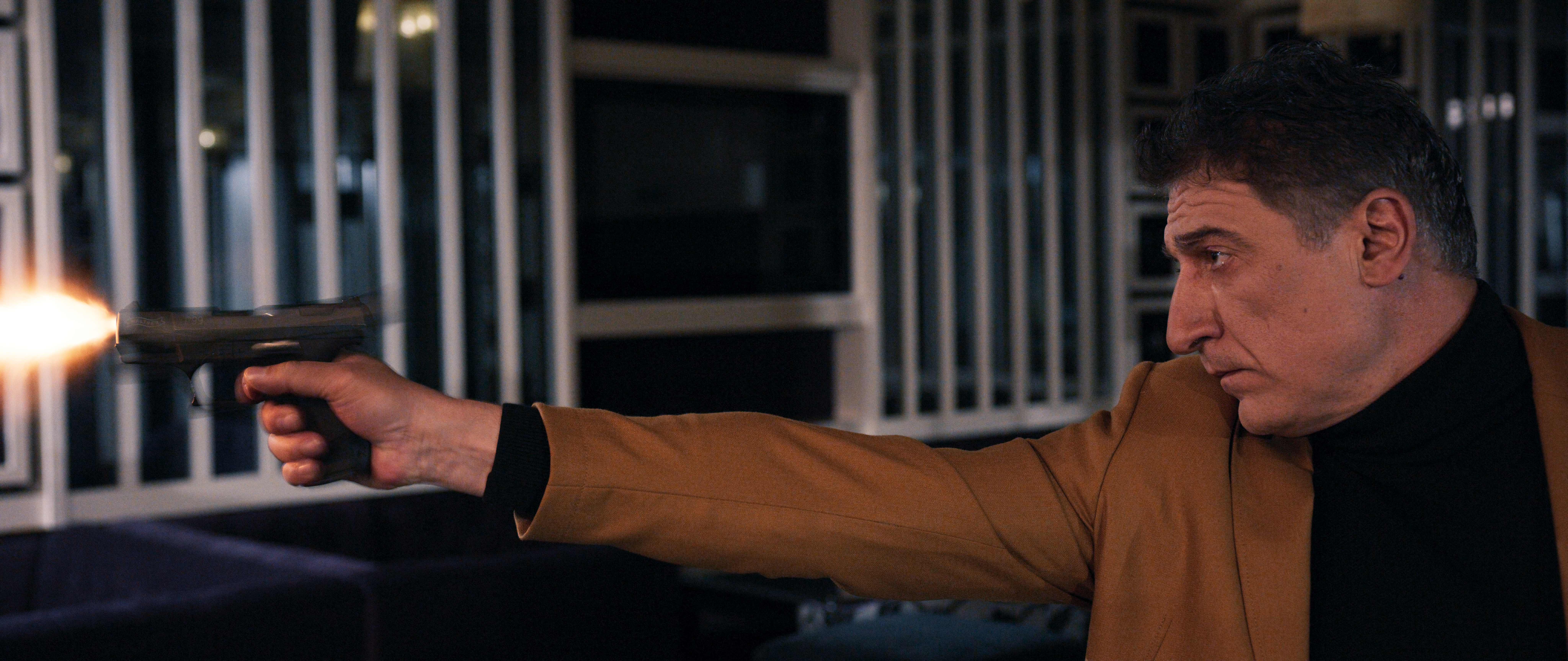 actor Kiril Efremov large photo