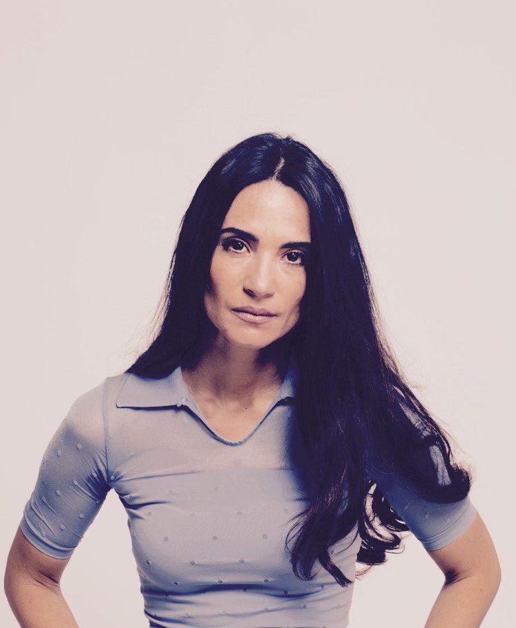 actor Raffaela O'Neill large photo