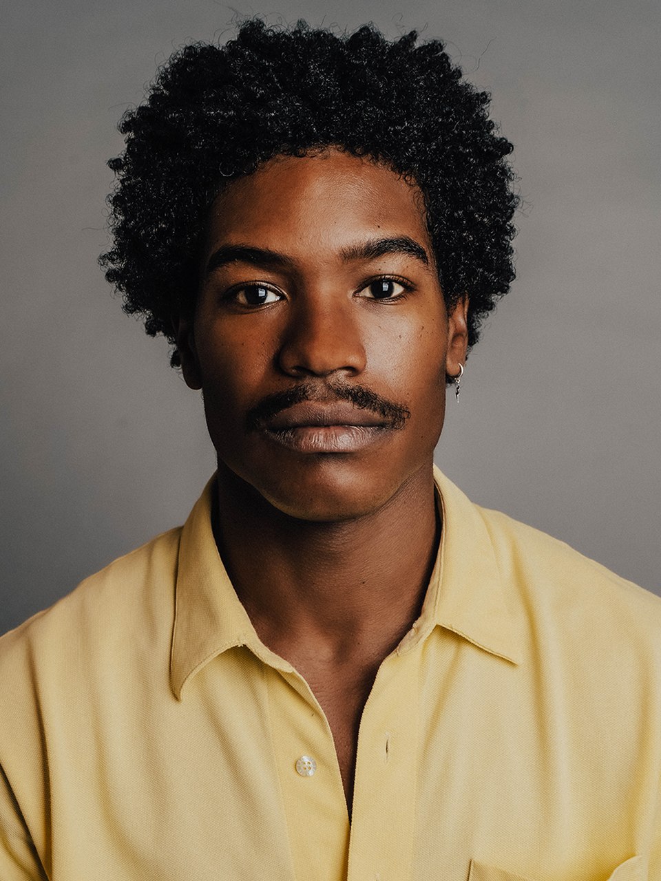 actor André Cabral large photo