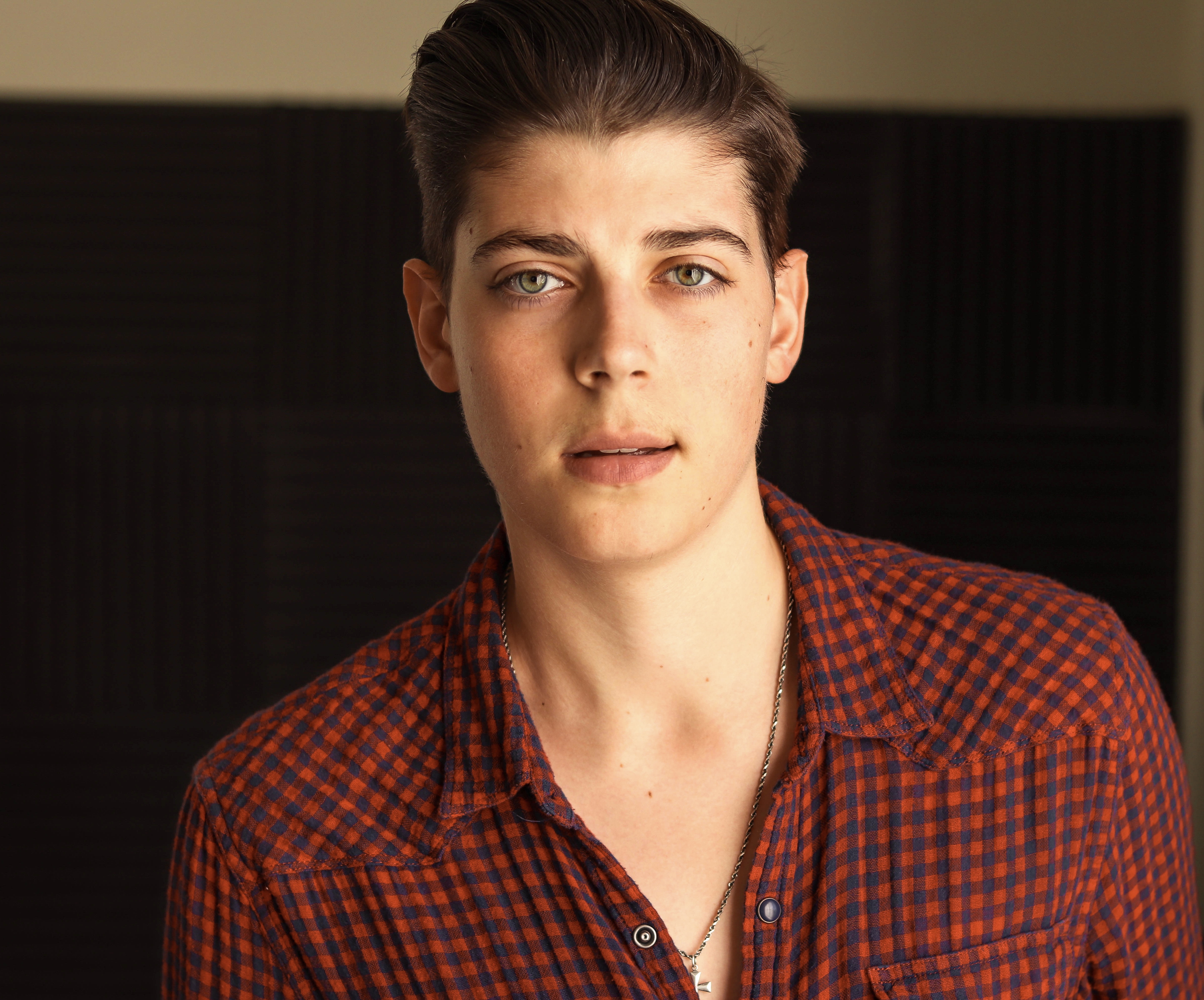 actor Jordan Quisno large photo