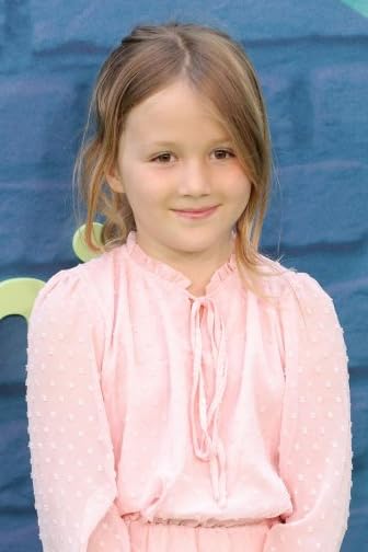 actor Sophia Kopera large photo