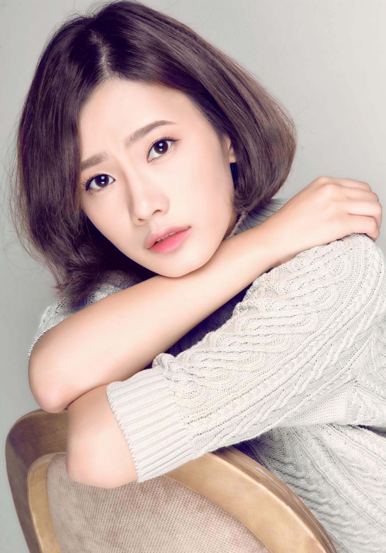 actor Shutong Guo large photo